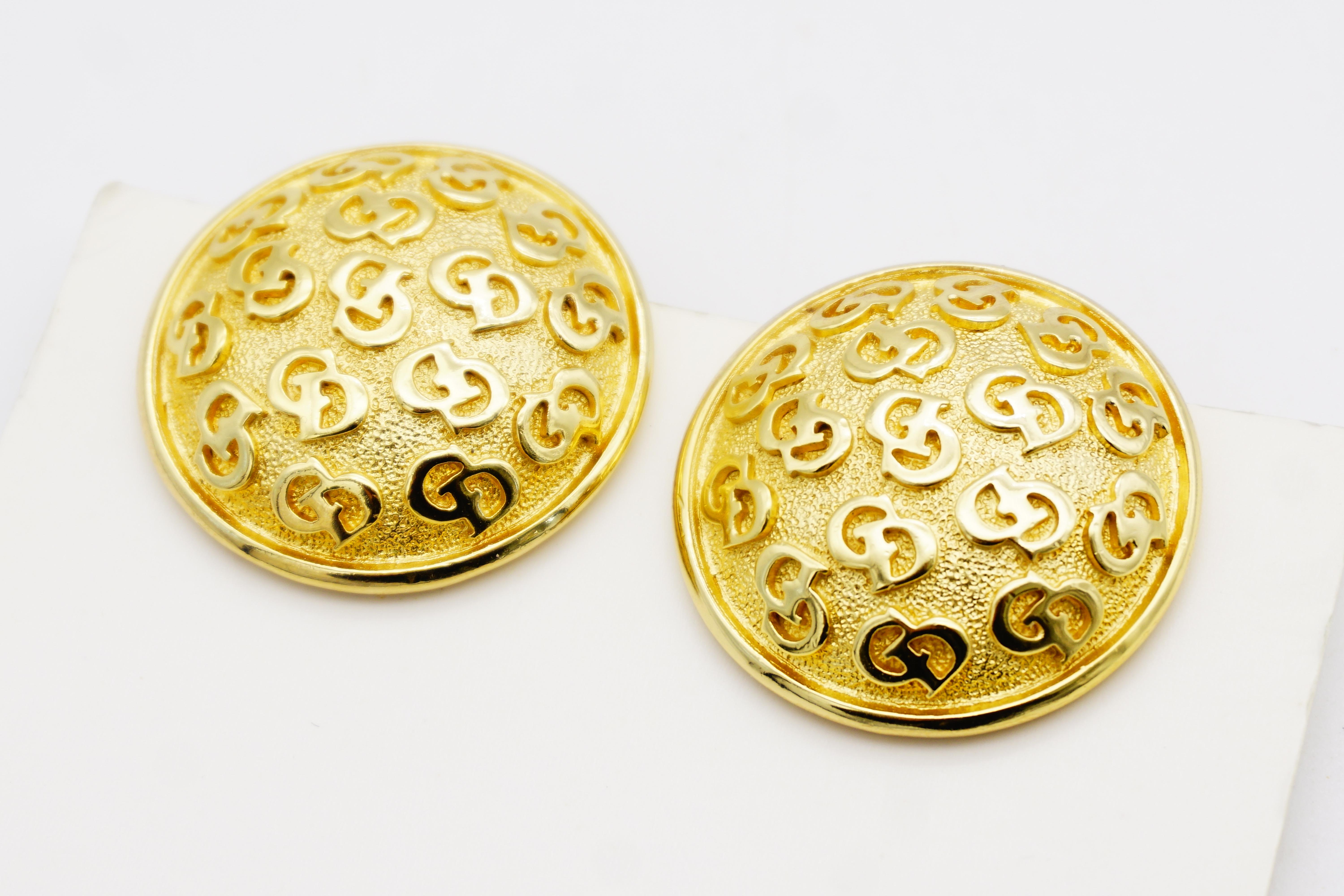 Christian Dior Vintage Large Whole Logo CD Monogram Round Circle Dome Earrings en venta 5