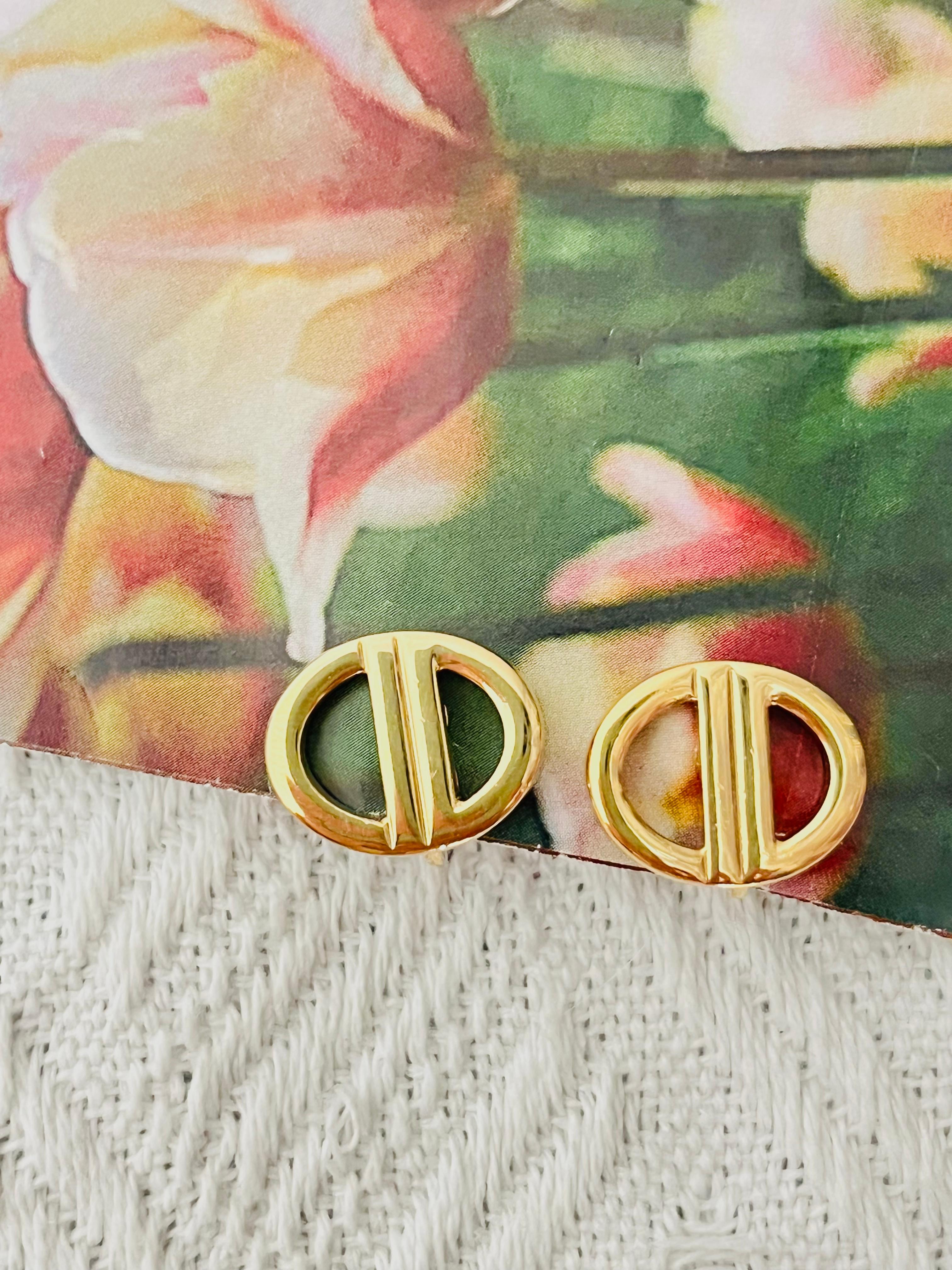 Art Deco Christian Dior Vintage Logo CD Monogram Hallmark Classic Openwork Clip Earrings For Sale