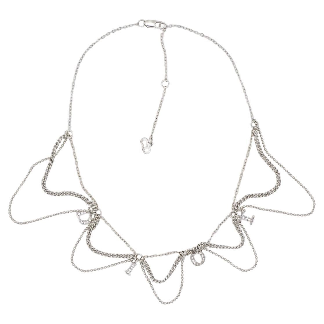Christian Dior Vintage Logo Monogramm Kristalle Charm Trio Quaste Silber Halskette mit Quaste im Angebot