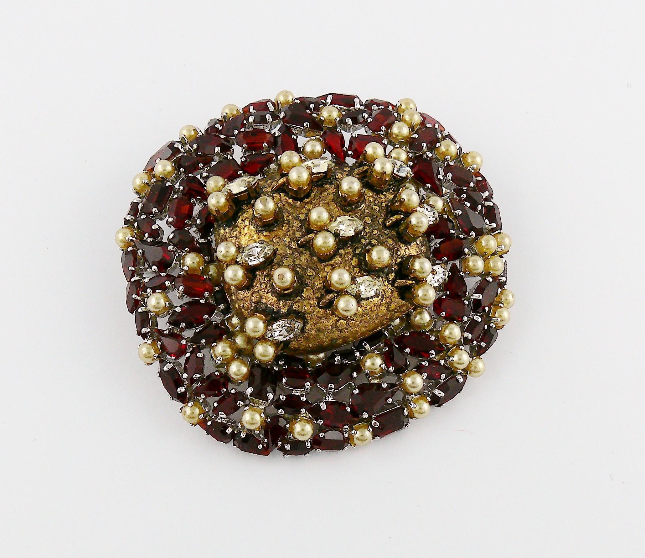 Christian Dior Vintage Massive 1962 Rock Metal Crystal Pearl Brooch In Good Condition In Nice, FR