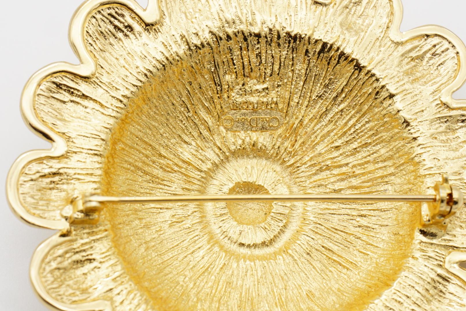 Christian Dior Vintage Esmeralda masiva Rubí Zafiro Cabujón Escudo Broche de oro 8