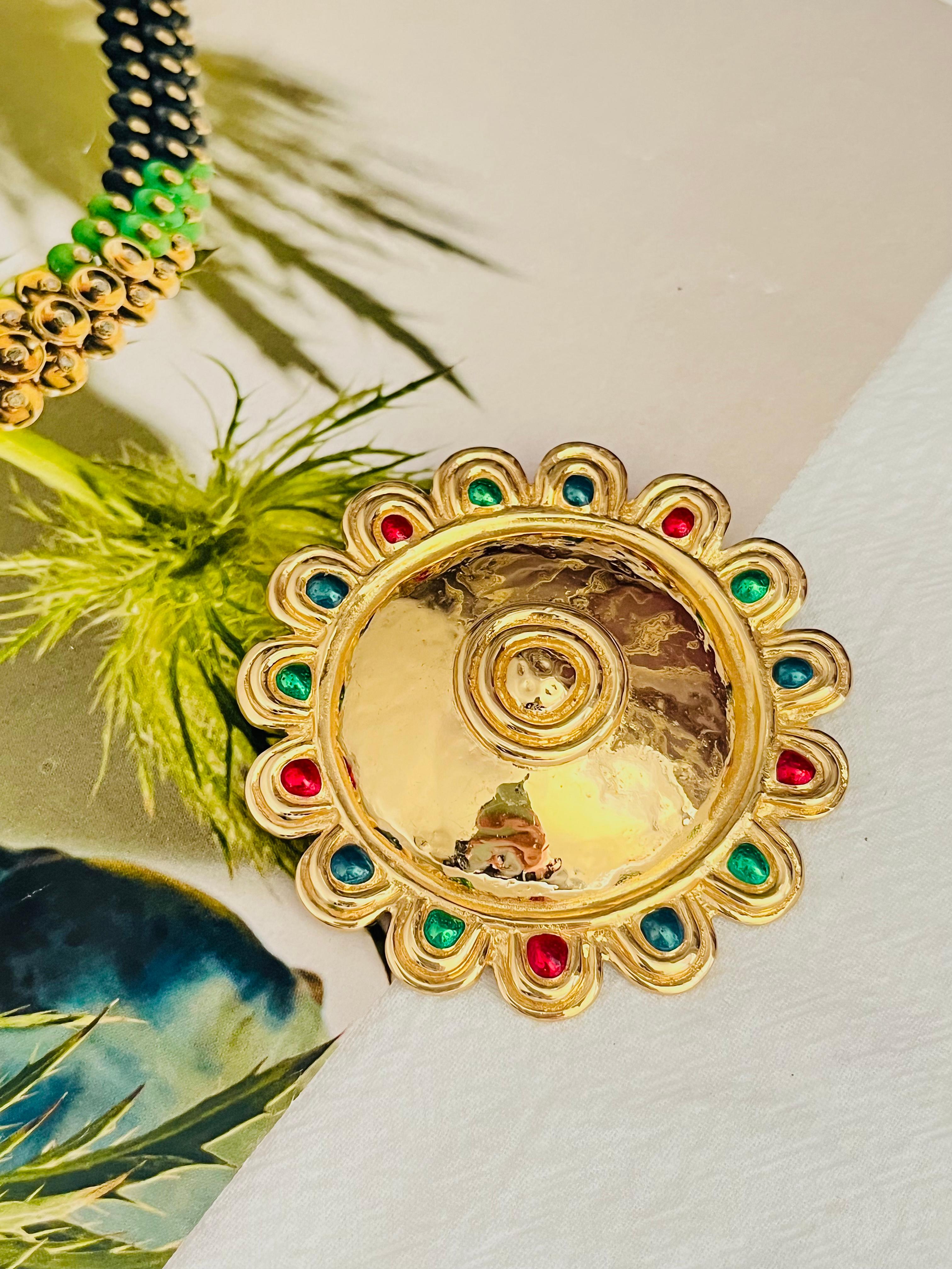 Christian Dior Vintage Esmeralda masiva Rubí Zafiro Cabujón Escudo Broche de oro Art Decó