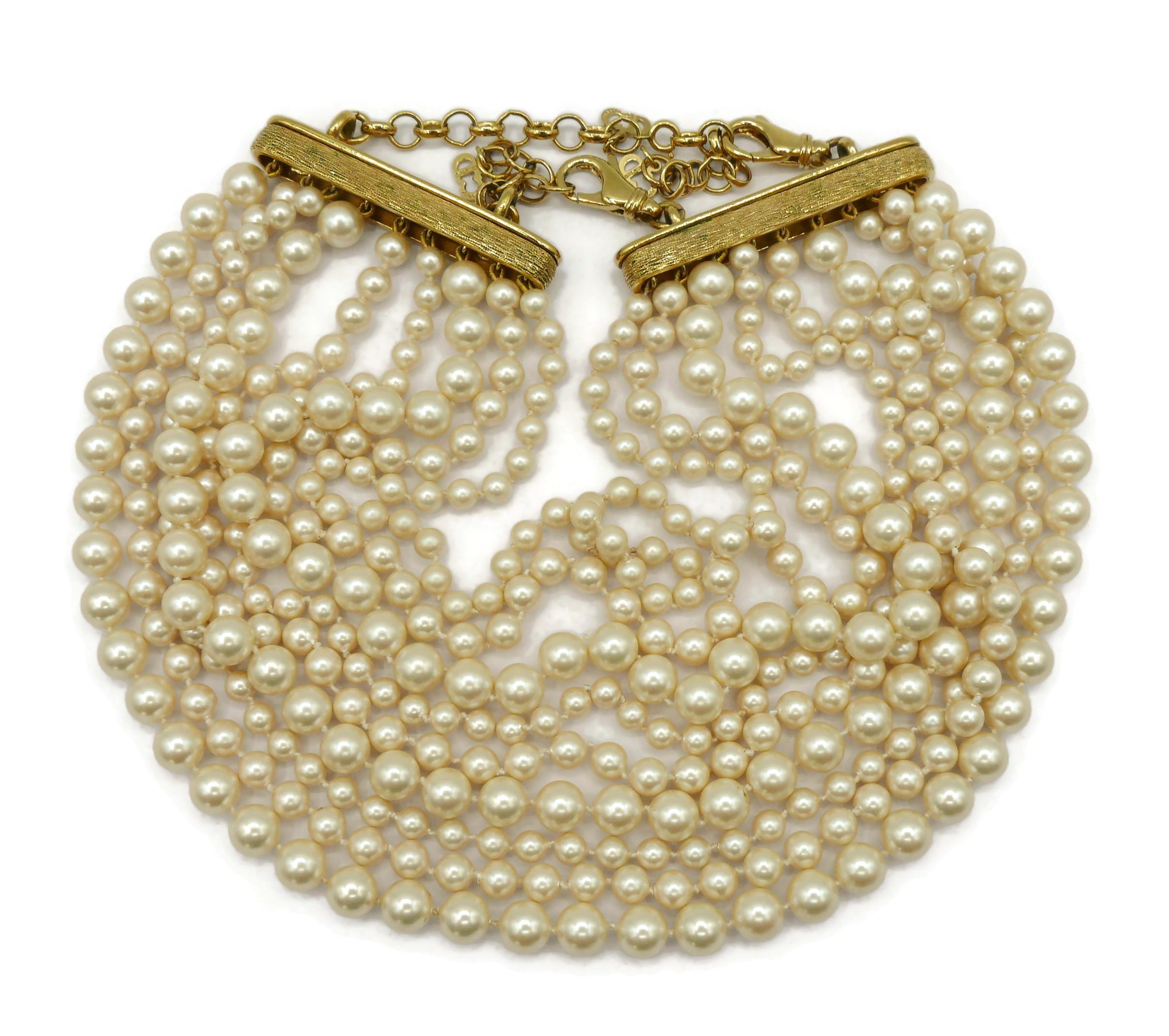 CHRISTIAN DIOR Vintage Multi-Strand Faux Pearl Necklace In Good Condition For Sale In Nice, FR