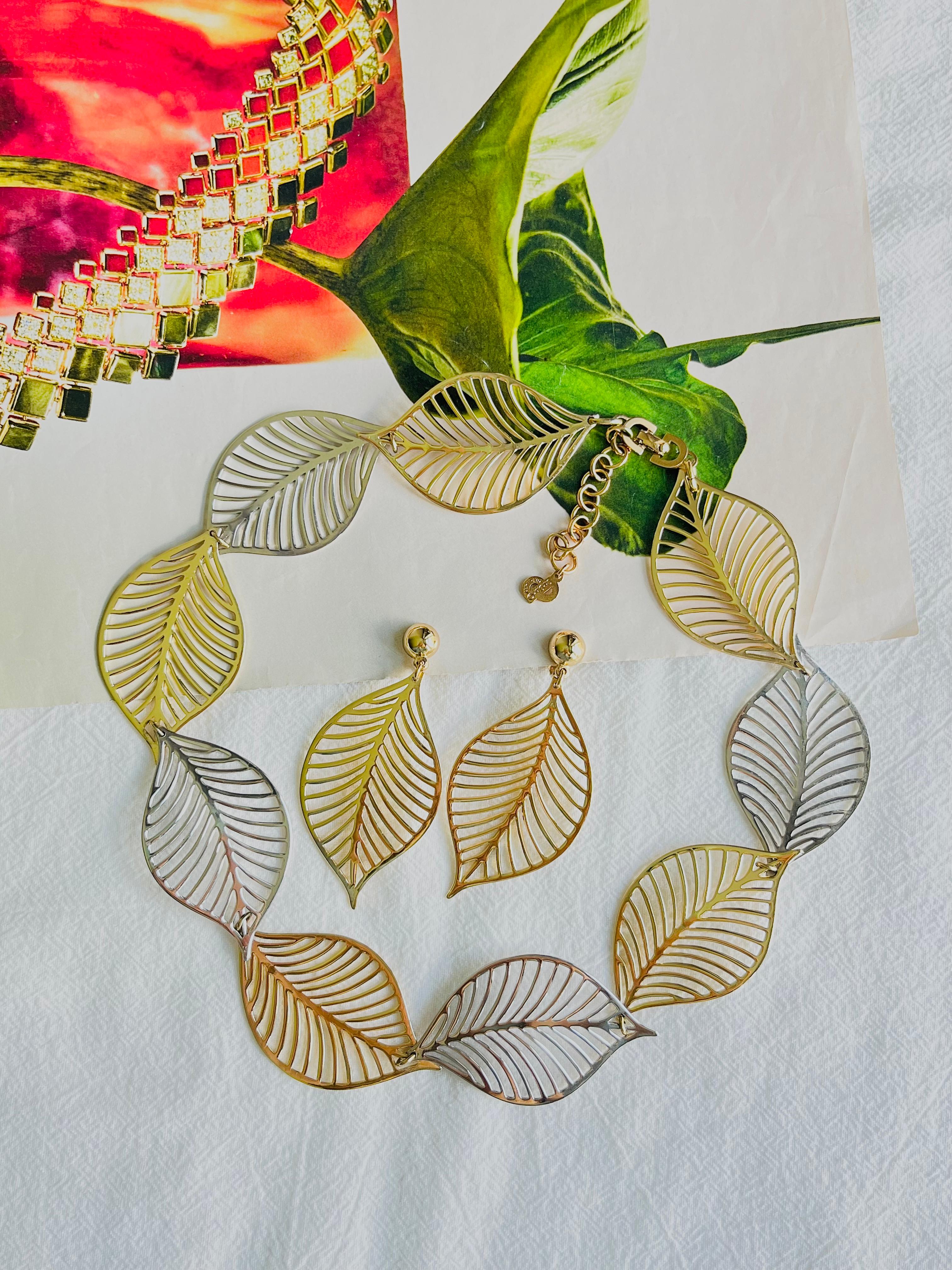 Christian Dior Vintage 1980s Geometrische durchbrochene Gold Silber Blatt Exquisite Aussage Halskette Drop Clip Ohrringe Schmuck-Set, Gold-Ton

Sehr guter Zustand. Einzigartiges Design. 100% echt. 

Hochwertige Collection'S. Vintage und sehr selten