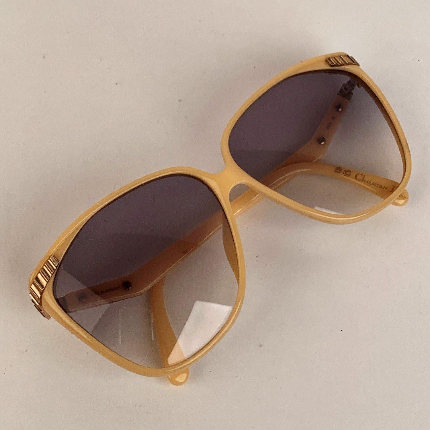 Women's Christian Dior VIntage Optyl Women Mint 1970s Oversize Sunglasses 2279