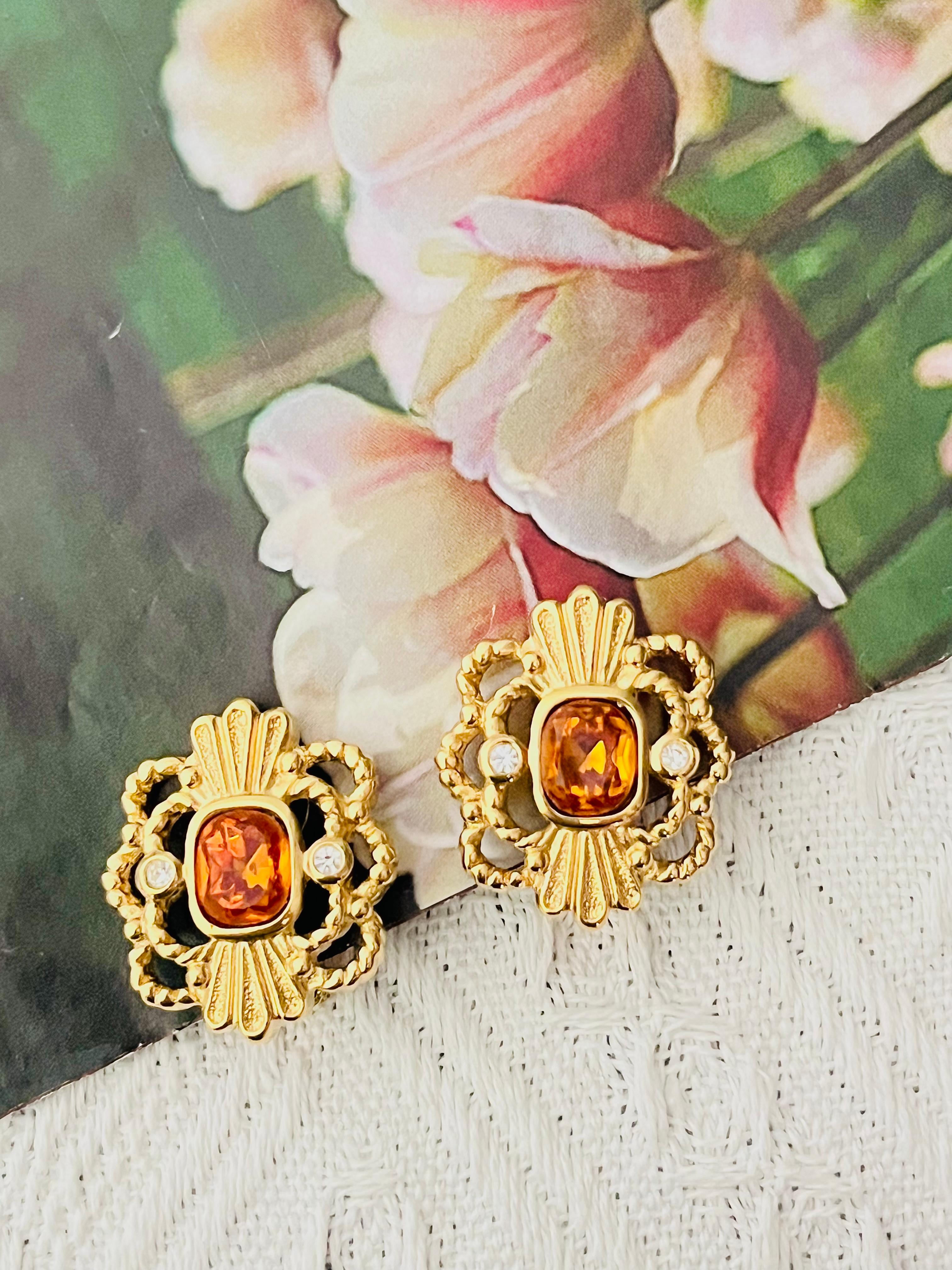 Christian Dior Vintage Oval Citrine Topaz Crystal Openwork Flower Clip Earrings In Excellent Condition For Sale In Wokingham, England