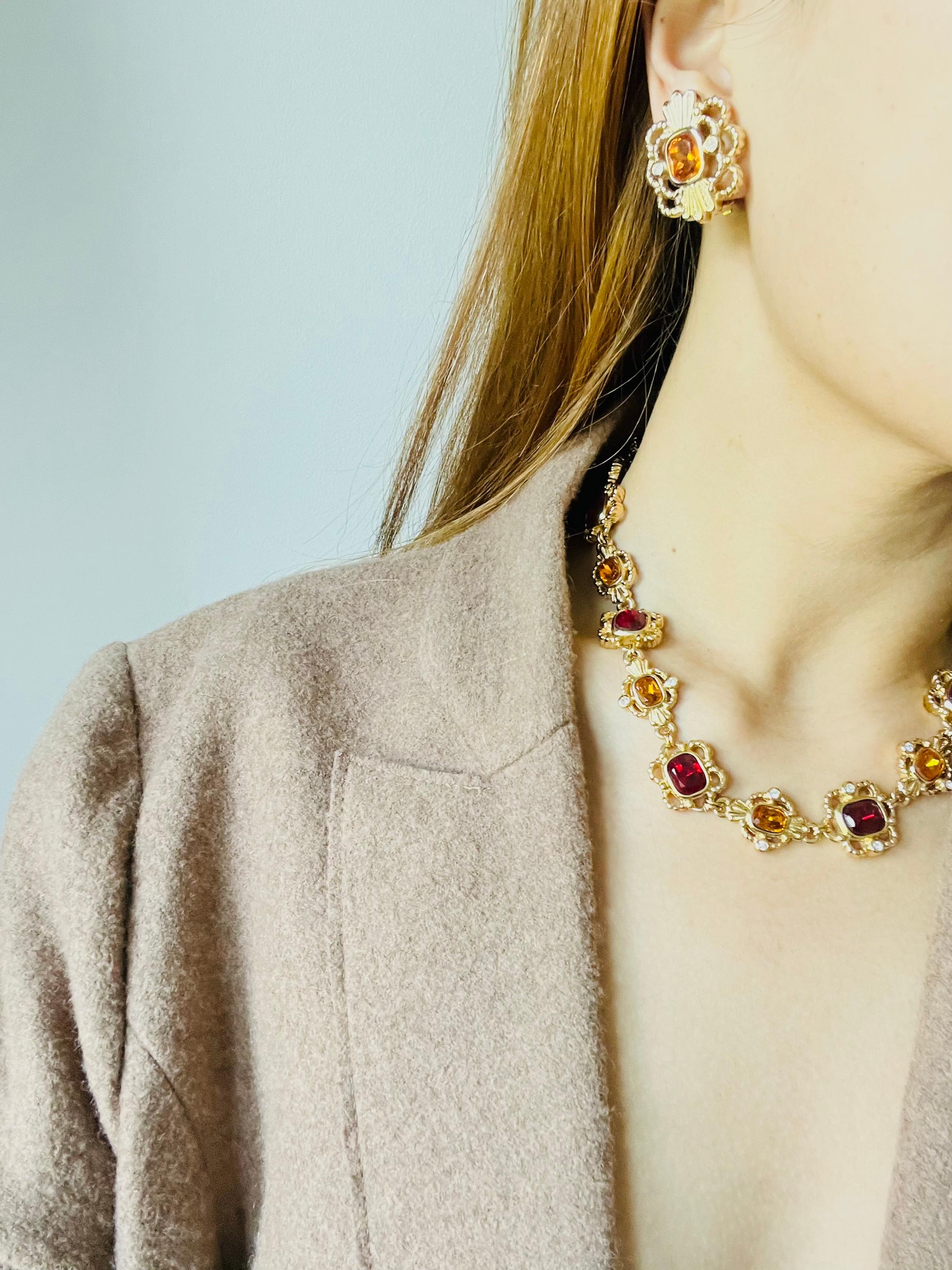 Christian Dior Orecchini a clip ovali di cristallo citrino topazio traforato con fiore in vendita 2