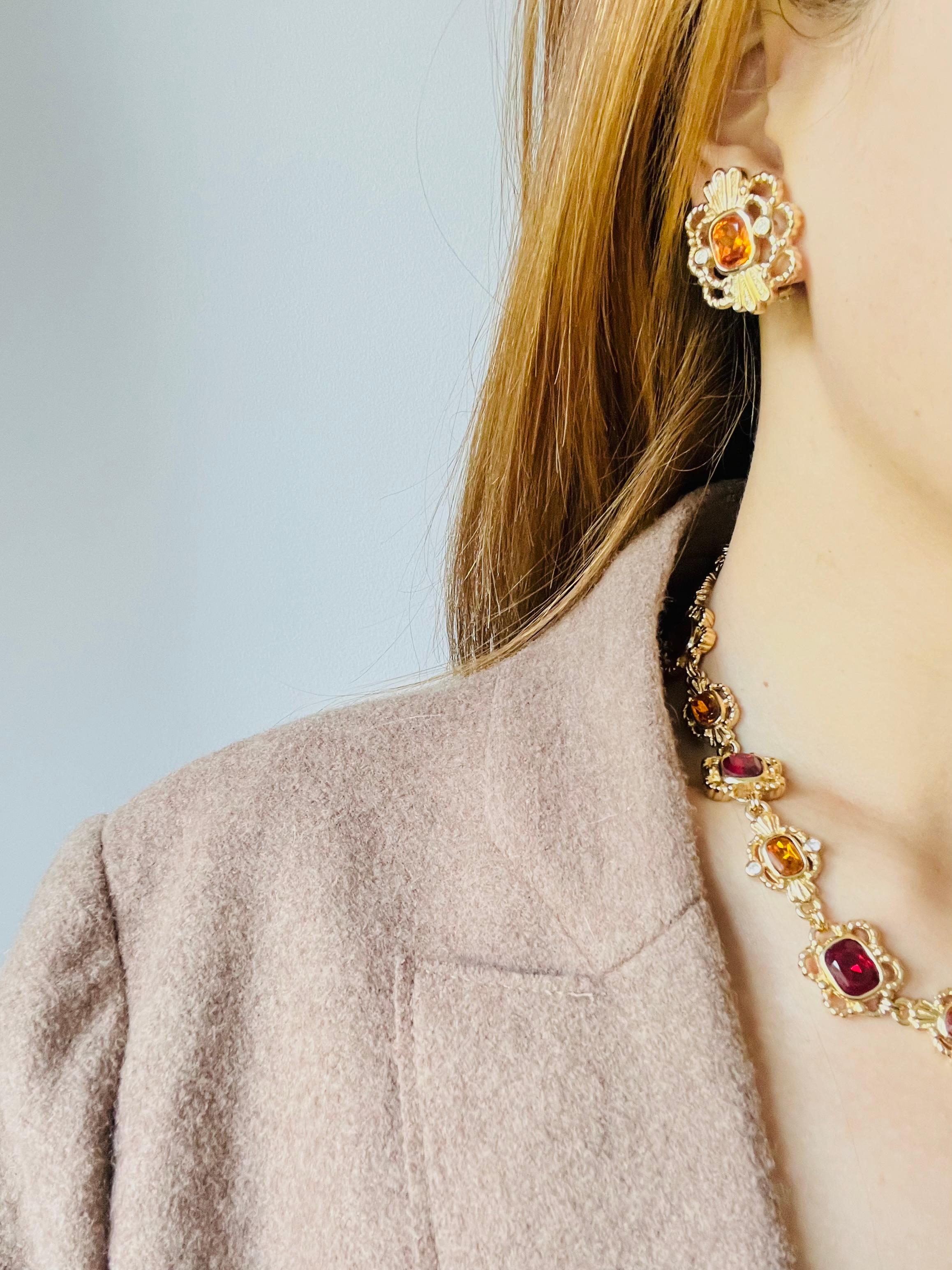 Christian Dior Collana ovale ovale di rubino, citrino e topazio con fiori traforati in vendita 2