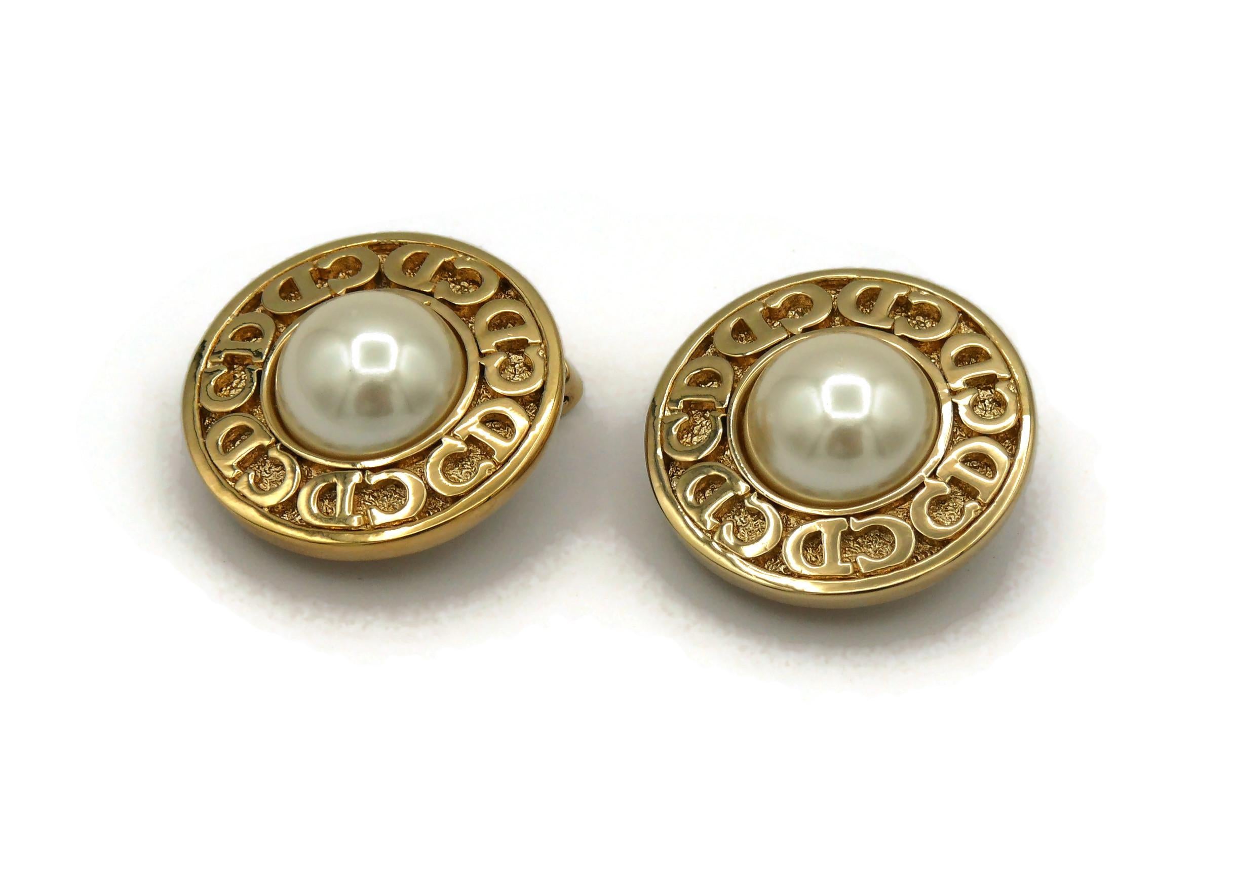 CHRISTIAN DIOR Vintage Pearl Logo Clip-On Earrings For Sale 2