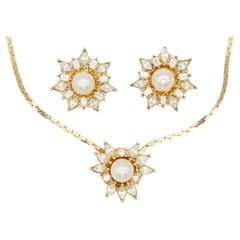 Christian Dior Vintage Pearls Flower Snowflake Crystals Earrings Necklace Set