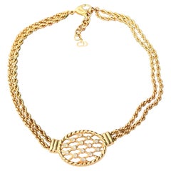 Collana Christian Dior Vintage rara, a doppia fila, in maglia dorata traforata con cristalli