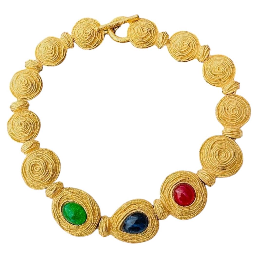Collar grueso vintage de Christian Dior con rubíes, zafiros y esmeraldas en forma de cabujón