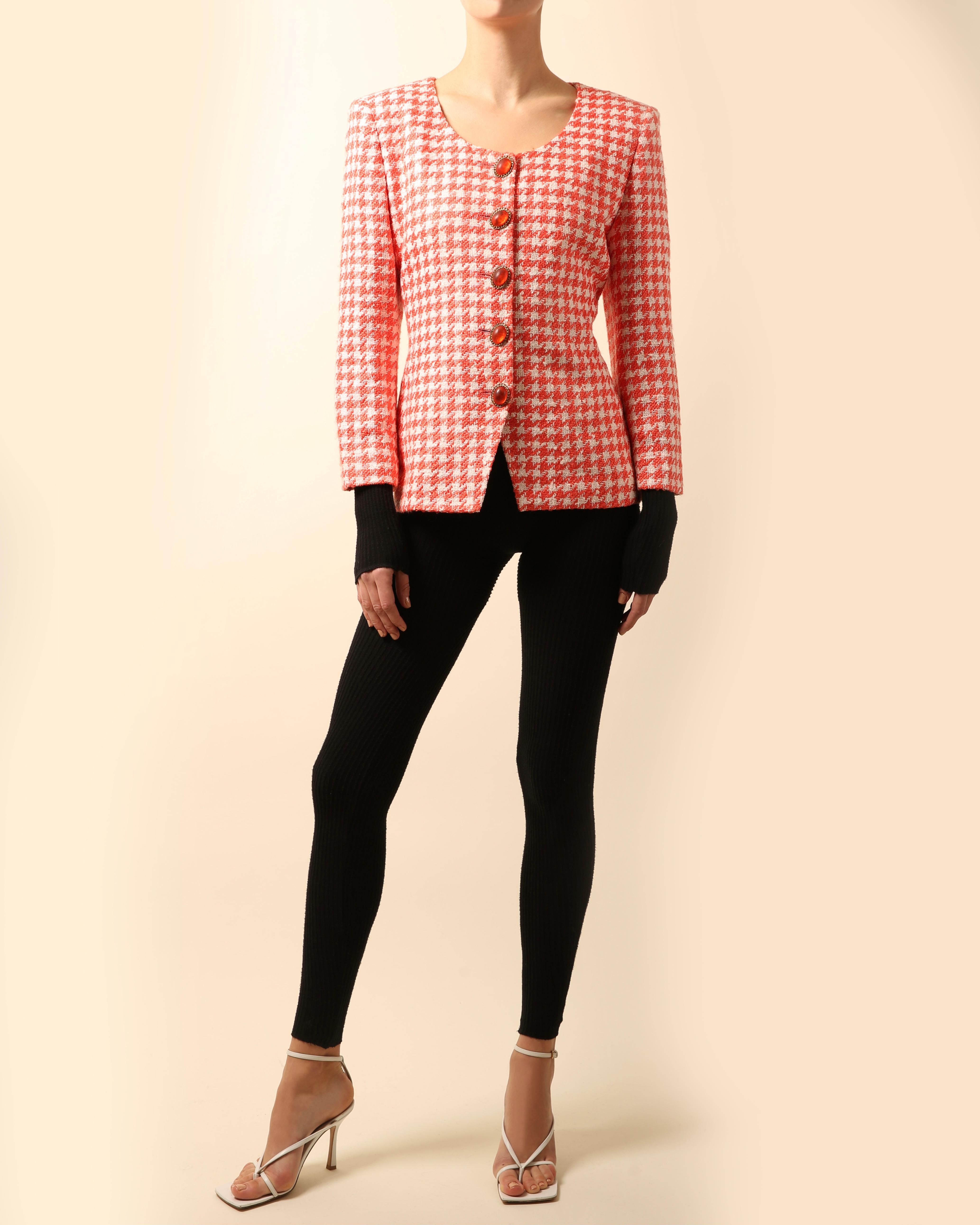 Christian Dior Vintage red white tweed gingham check print jewel blazer jacket In Excellent Condition For Sale In Paris, FR