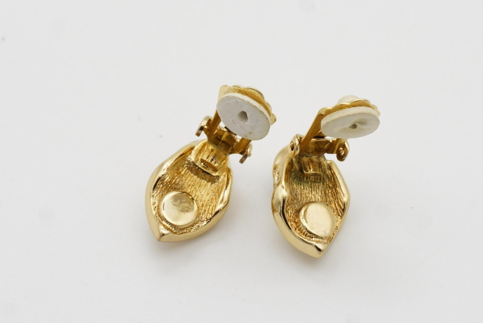 Christian Dior Vintage Sapphire Peacock Feather Crystal Tear Drop Clip Earrings For Sale 9