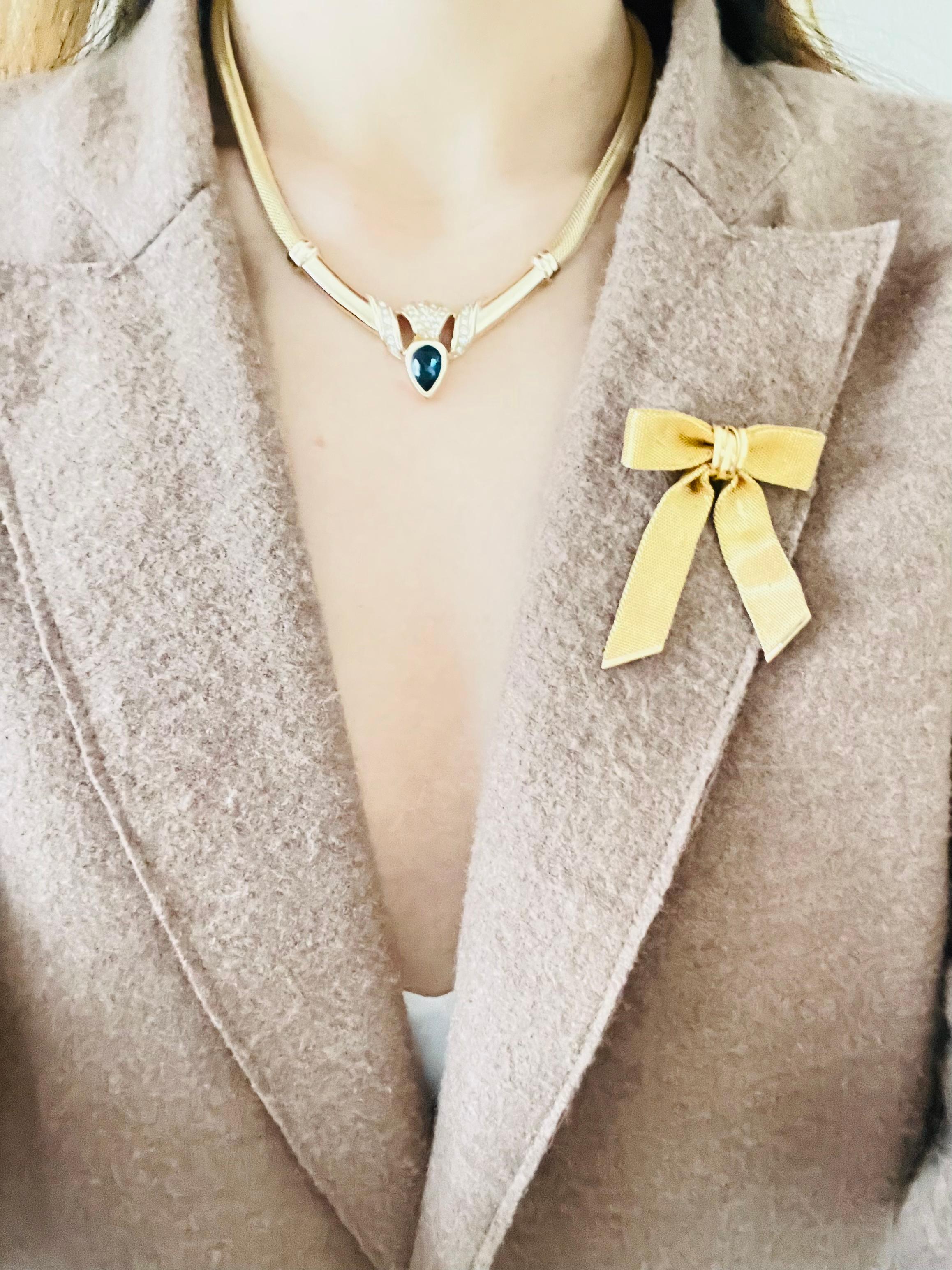 Christian Dior Vintage Sapphire Water Tear Drop Crystals Omega Mesh Necklace For Sale 1