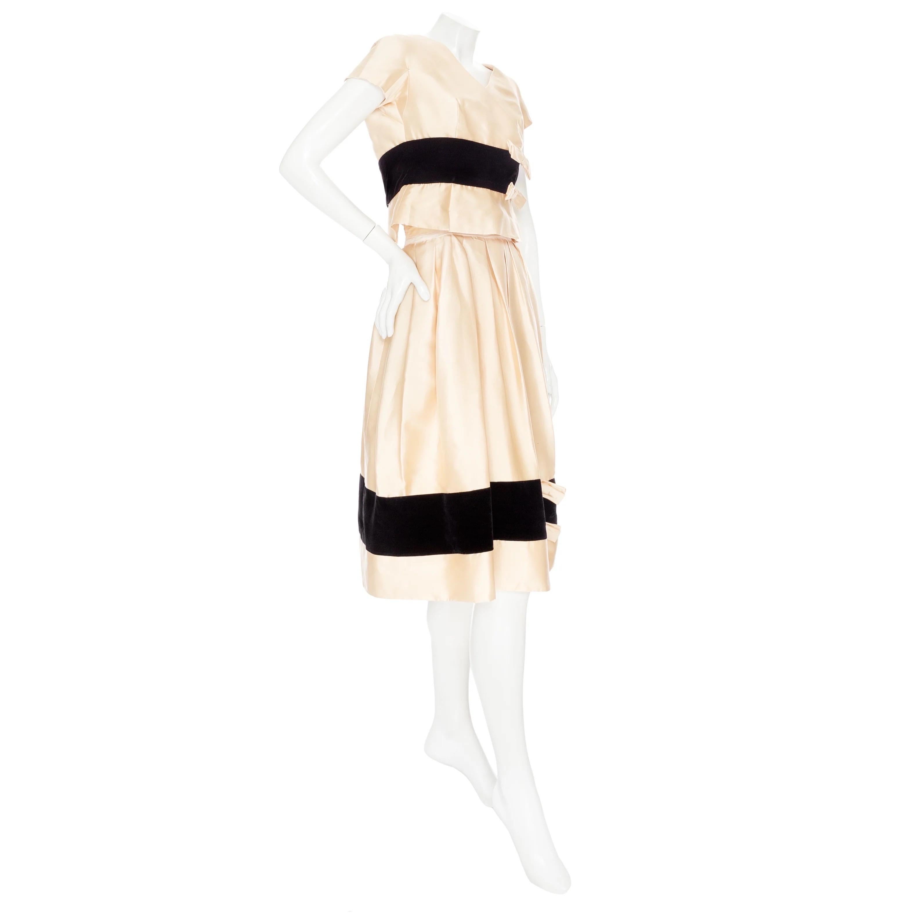 Christian Dior Vintage Satin and Velvet Bow Adorned Dress (1950s) In Good Condition In Los Angeles, CA