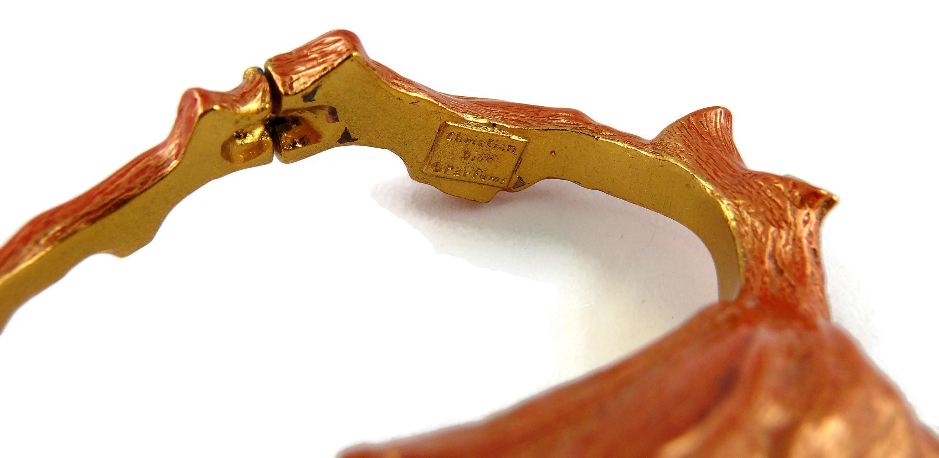 CHRISTIAN DIOR Vintage Shell Clamper Bracelet Dune 1987 8