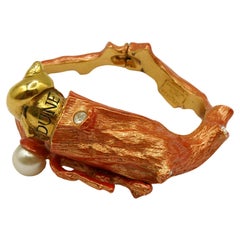 CHRISTIAN DIOR Vintage Shell Clamper Bracelet Dune 1987