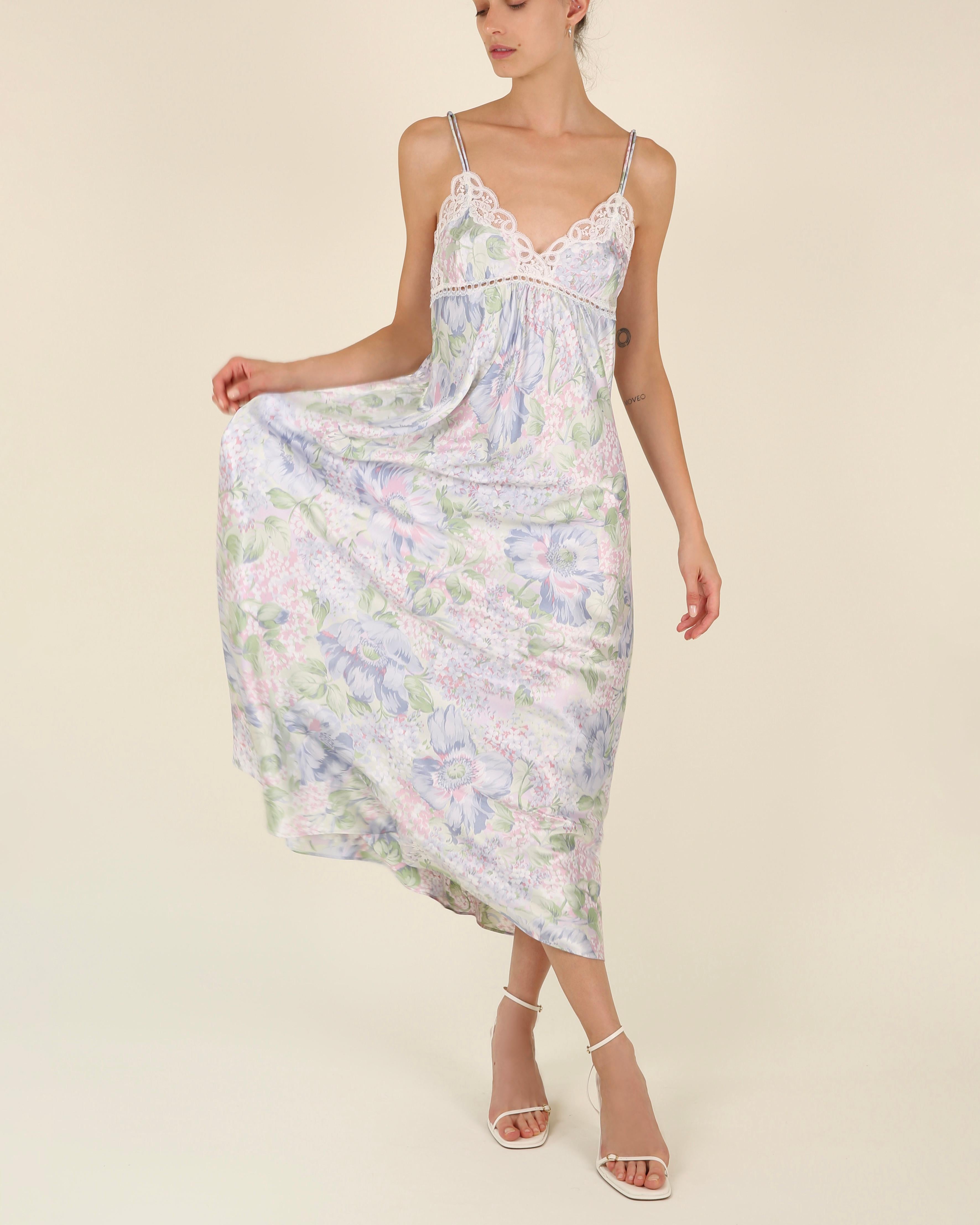 Christian Dior vintage silky lilac floral print lace night gown slip maxi dress In Excellent Condition In Milano, Lombardia