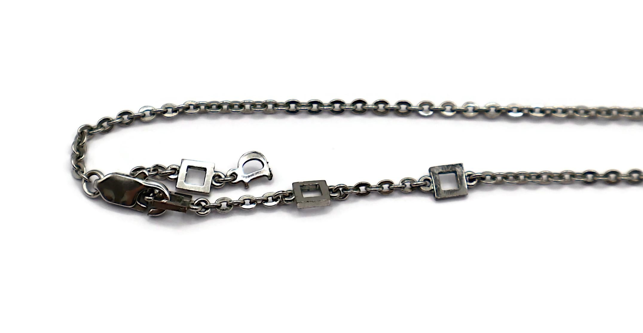 CHRISTIAN DIOR Vintage Silver Tone I Love Dior Arrow Heart Pendant Necklace In Good Condition For Sale In Nice, FR