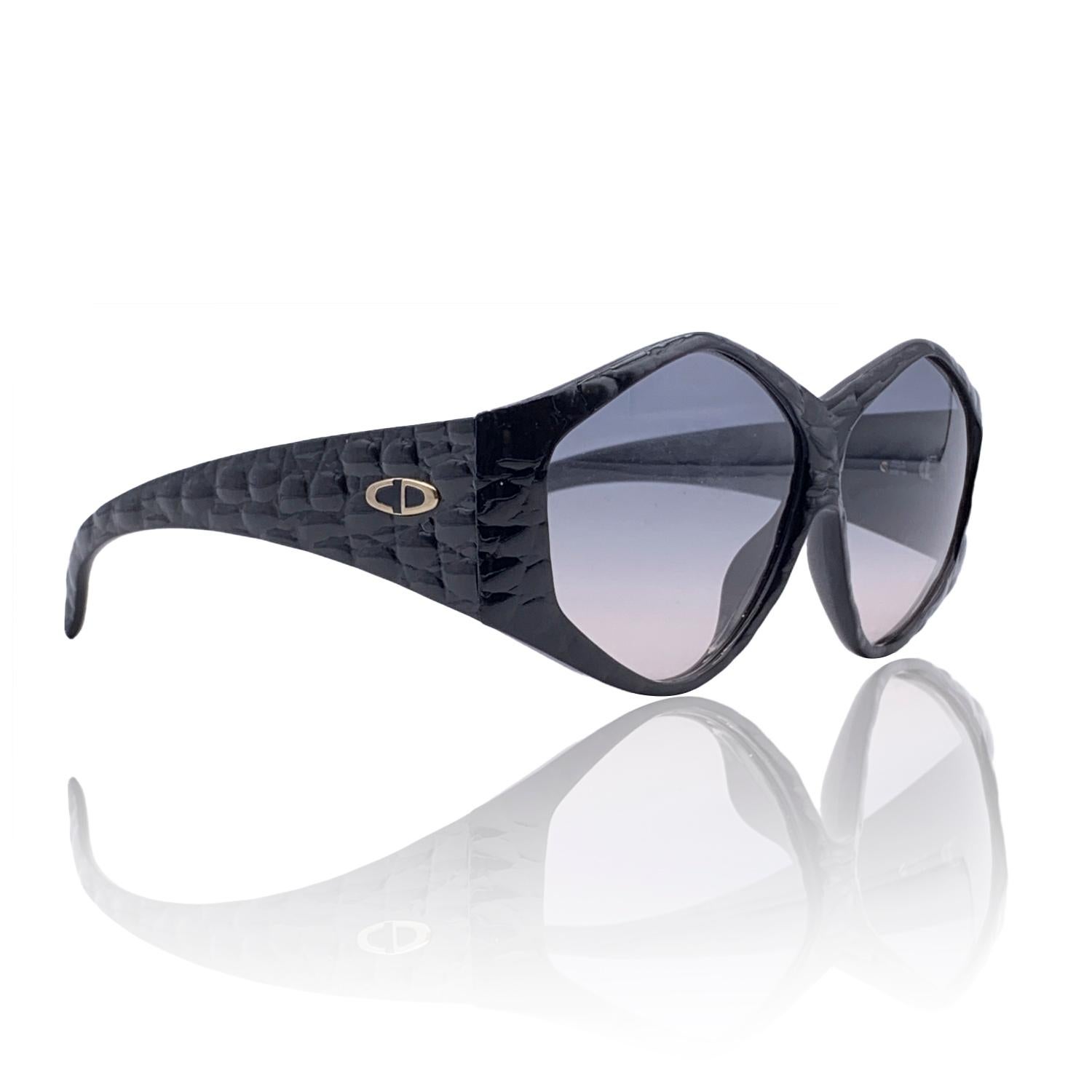 Women's Christian Dior Vintage Sunglasses 2230 90 Black Optyl 64-10 130 mm For Sale