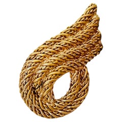 Christian Dior Vintage Unisex Gold Textured Flame Wing Eye Rope Modernist Brooch