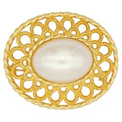 Christian Dior Vintage Unisex Gold White Large Oval Pearl Flower Baroque Brooch
