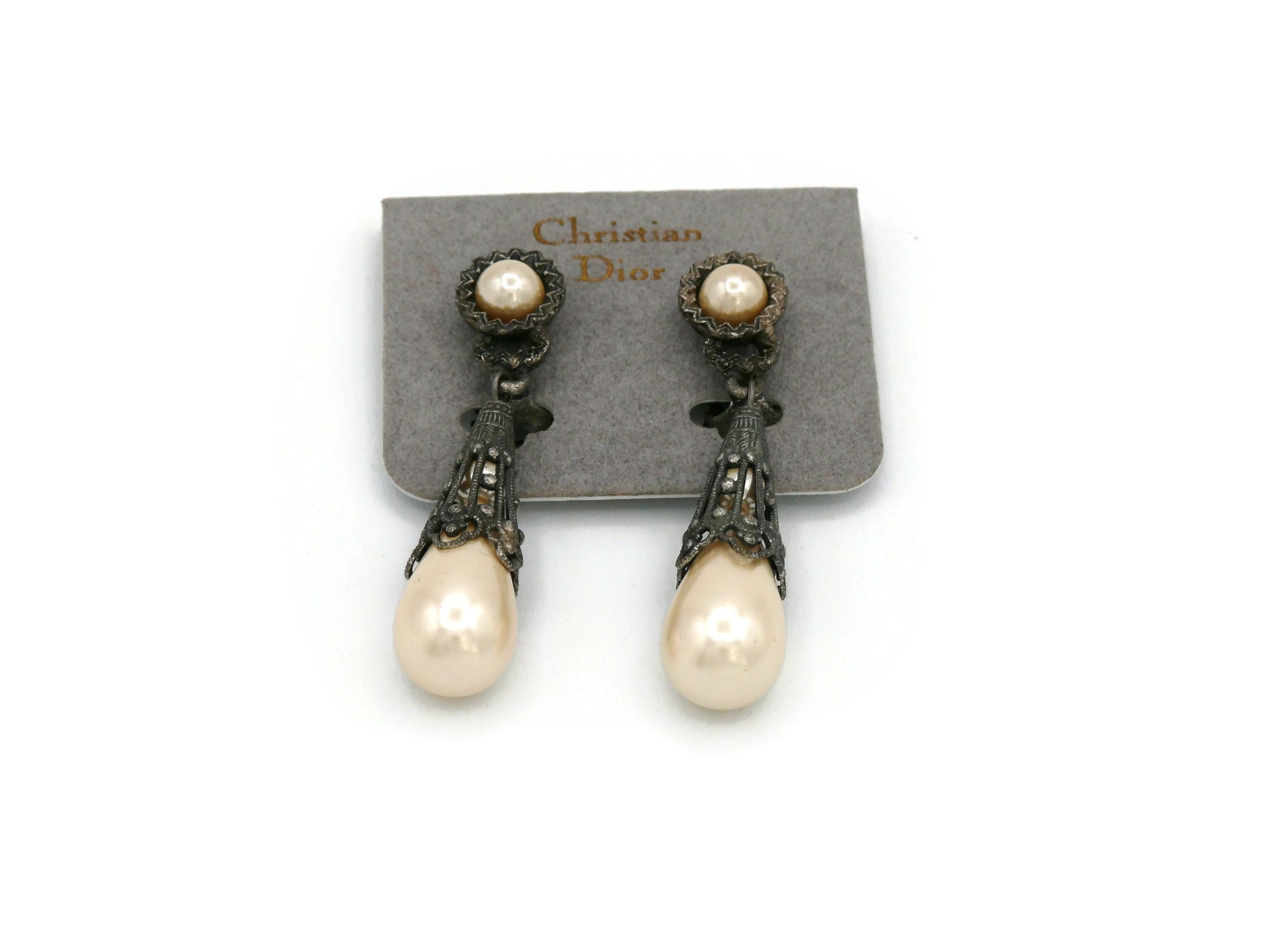 CHRISTIAN DIOR Vintage Victorian Insipred Faux Pearl Dangling Earrings In Good Condition For Sale In Nice, FR