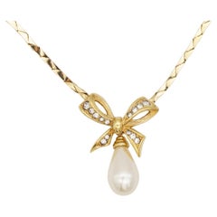 Christian Dior Vintage White Bow Pearl Crystals Tear Water Drop Gold Necklace