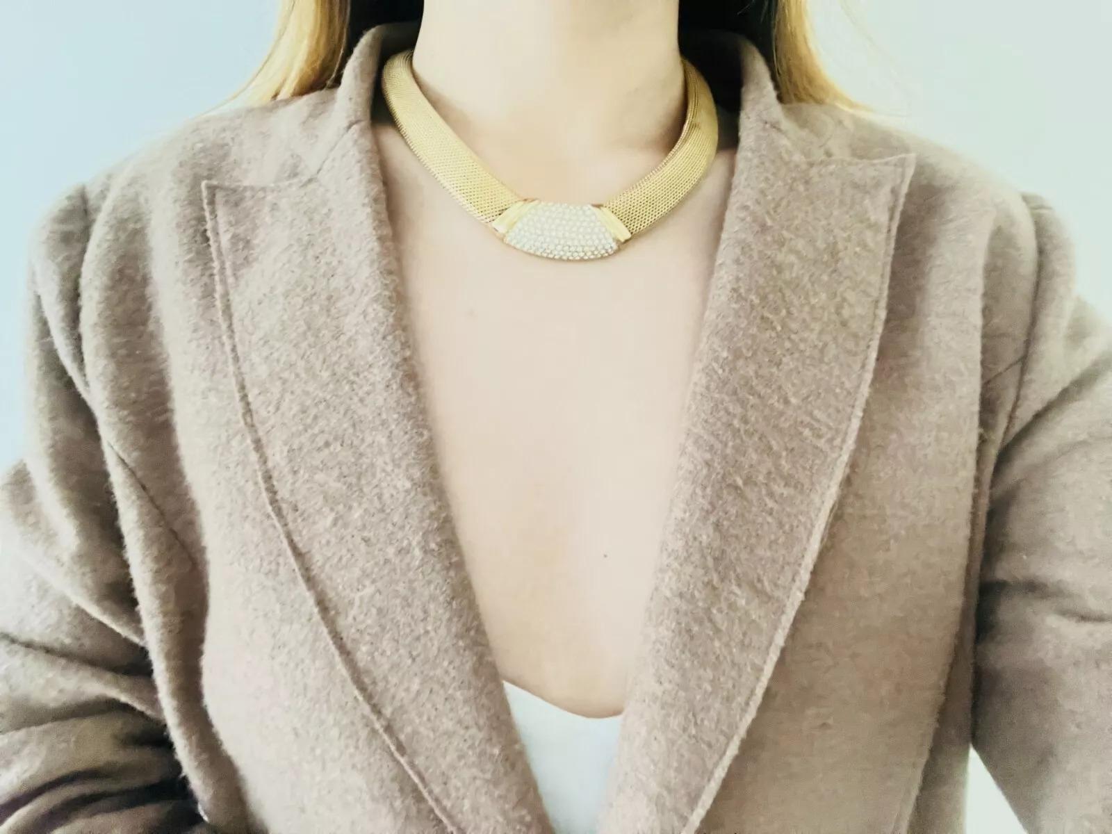 Christian Dior Vintage Ganze Kristalle Trapezförmig Weites Geflecht Omega Halskette für Damen oder Herren im Angebot