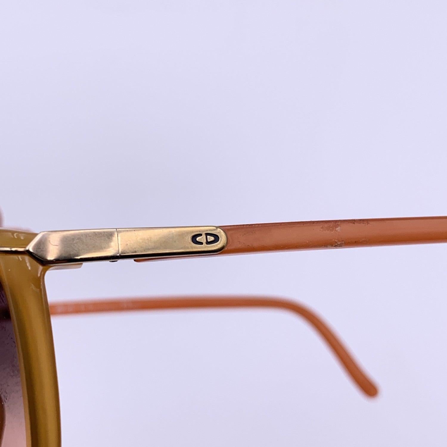Christian Dior Lunettes de soleil vintage pour femme Optyl 2372 10 55/13 135mm Excellent état - En vente à Rome, Rome