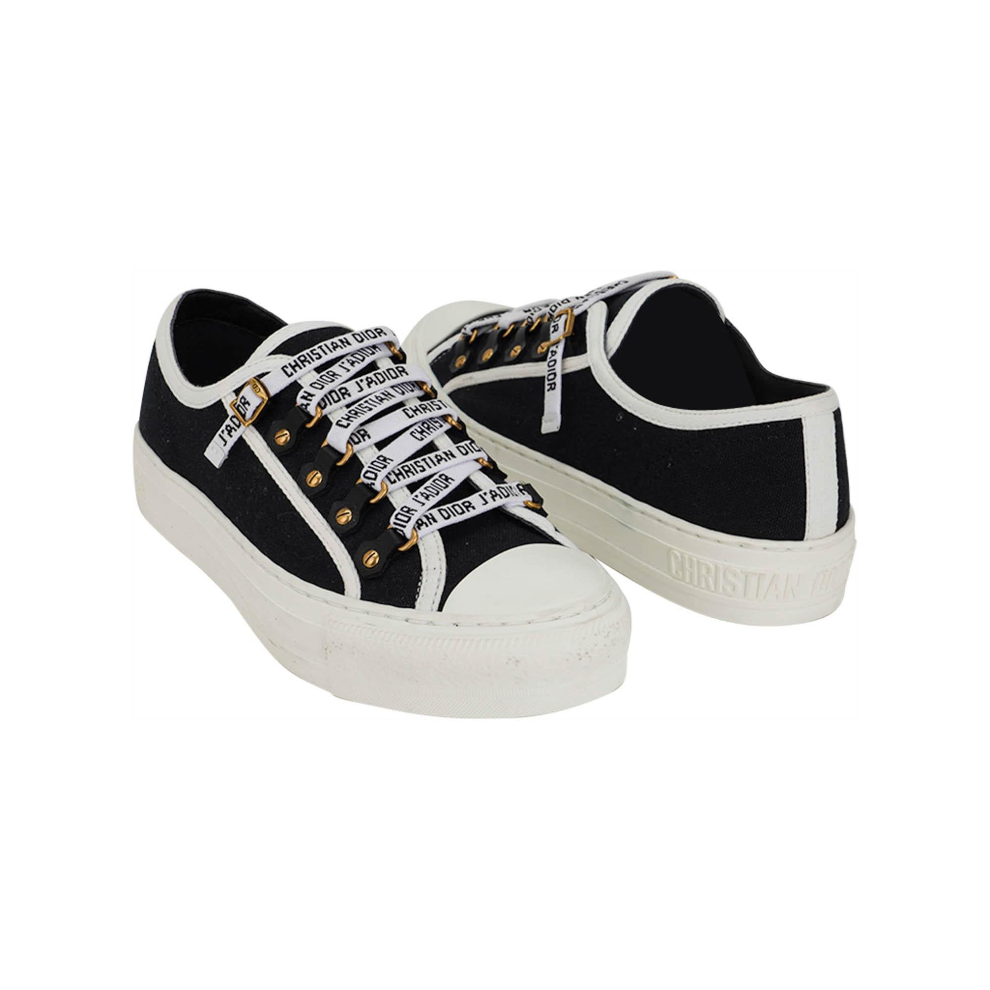 Christian Dior Walk’n Dior Black Low Top Sneaker 37 In New Condition For Sale In Miami, FL