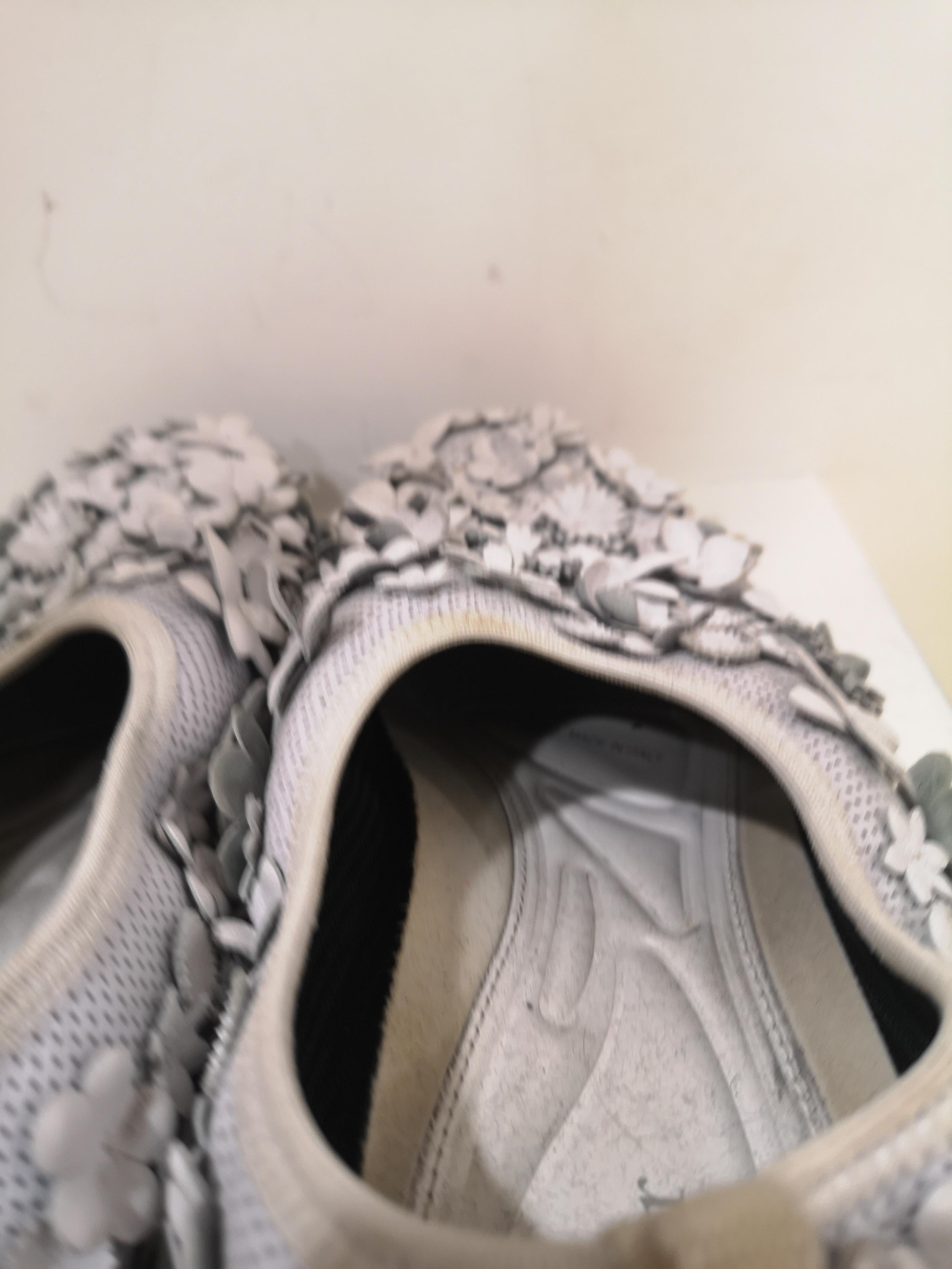 Christian Dior White flowers Shoes unworn 6