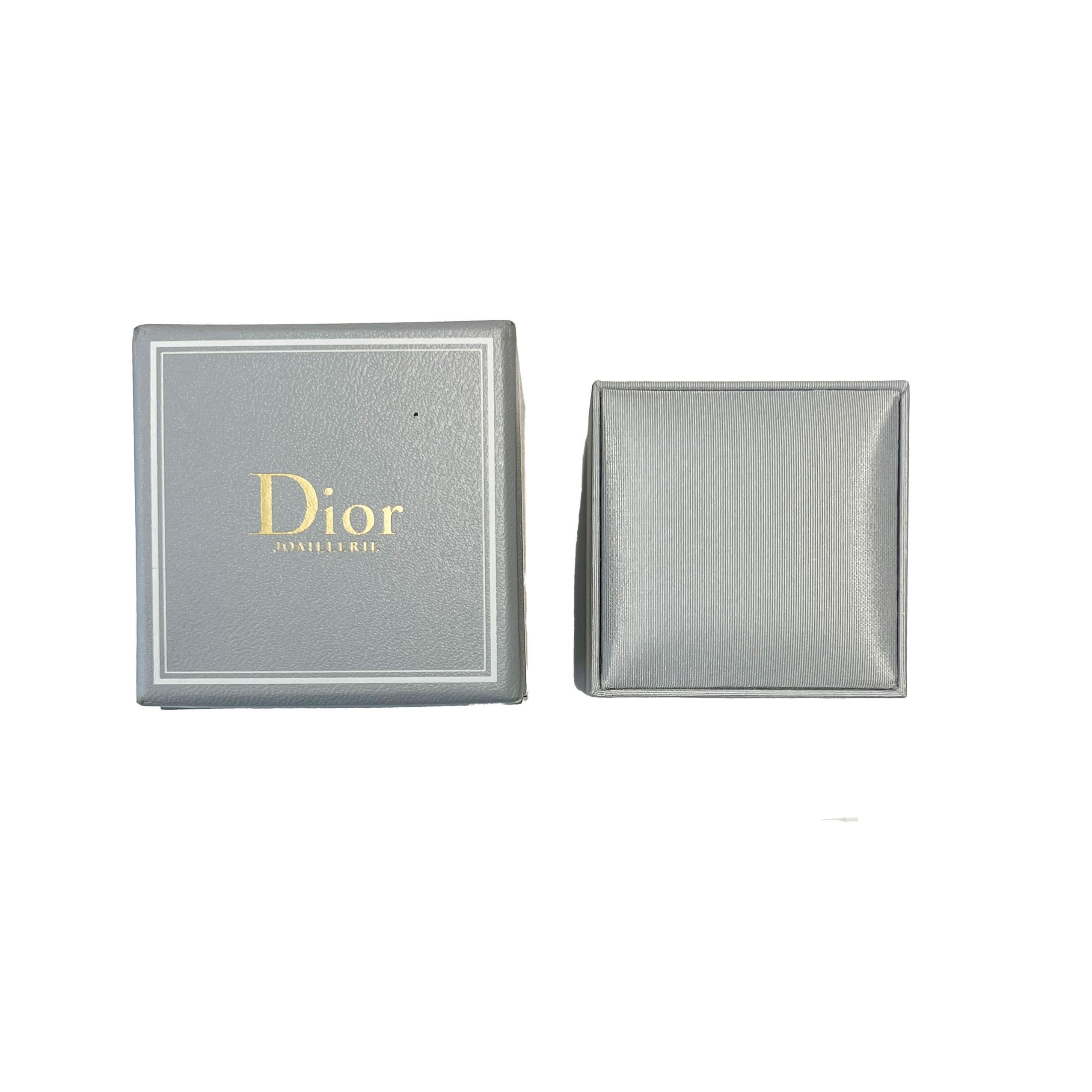 Christian Dior White Gold Diamond Rose Des Vents Ring in vendita 1
