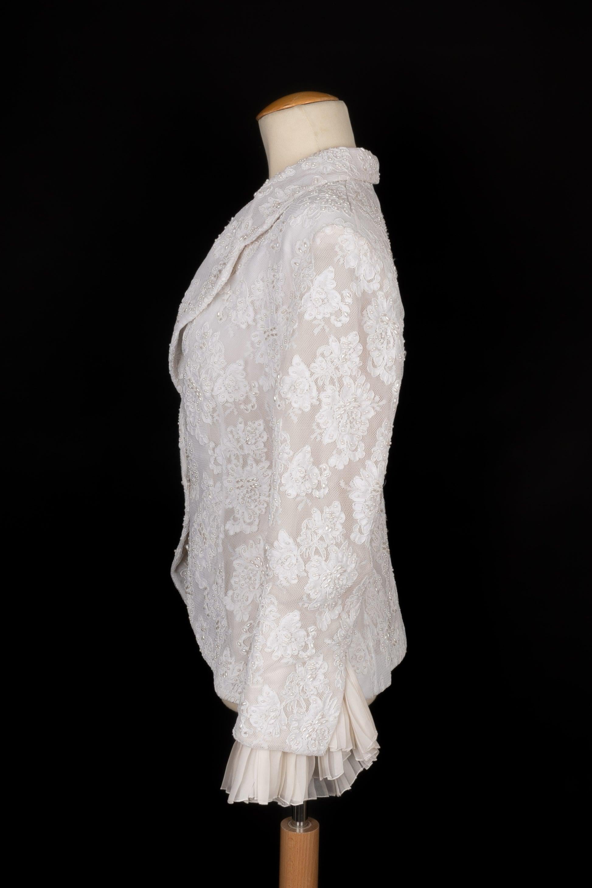 Christian Dior White Lace Jacket In Excellent Condition In SAINT-OUEN-SUR-SEINE, FR