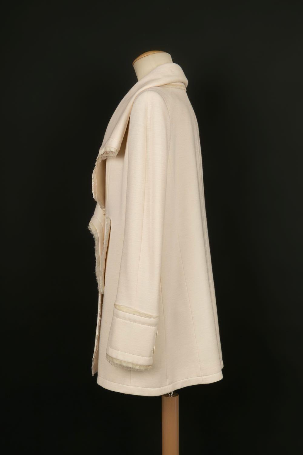 Christian Dior White Wool Coat Size 40FR, 2005 For Sale 1