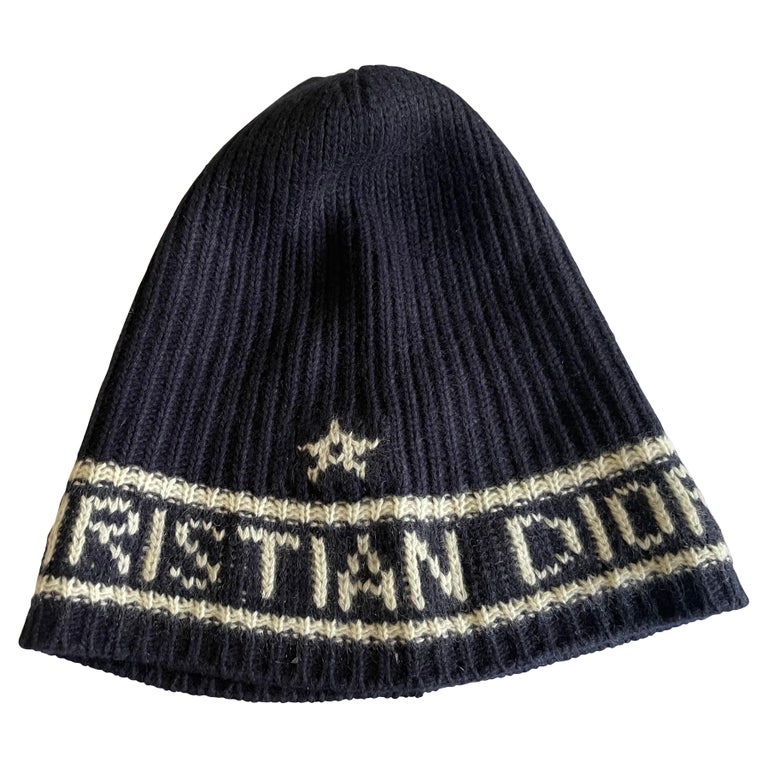 Christian Dior Unisex Wool Cashmere Beanie with Star Emblem  display picture 2