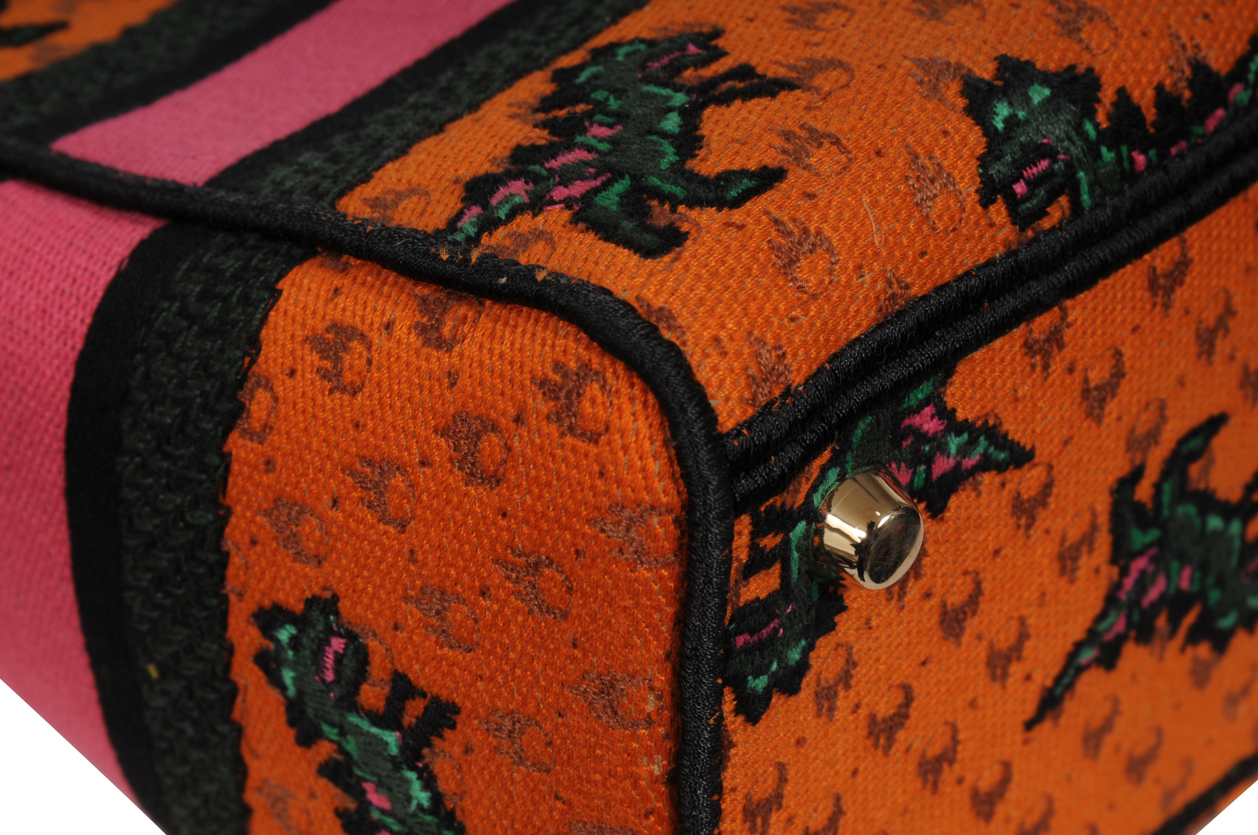 Christian Dior Bolso de hombro Dino Medium Lady D-Lite bordado para mujer Naranja en venta 11