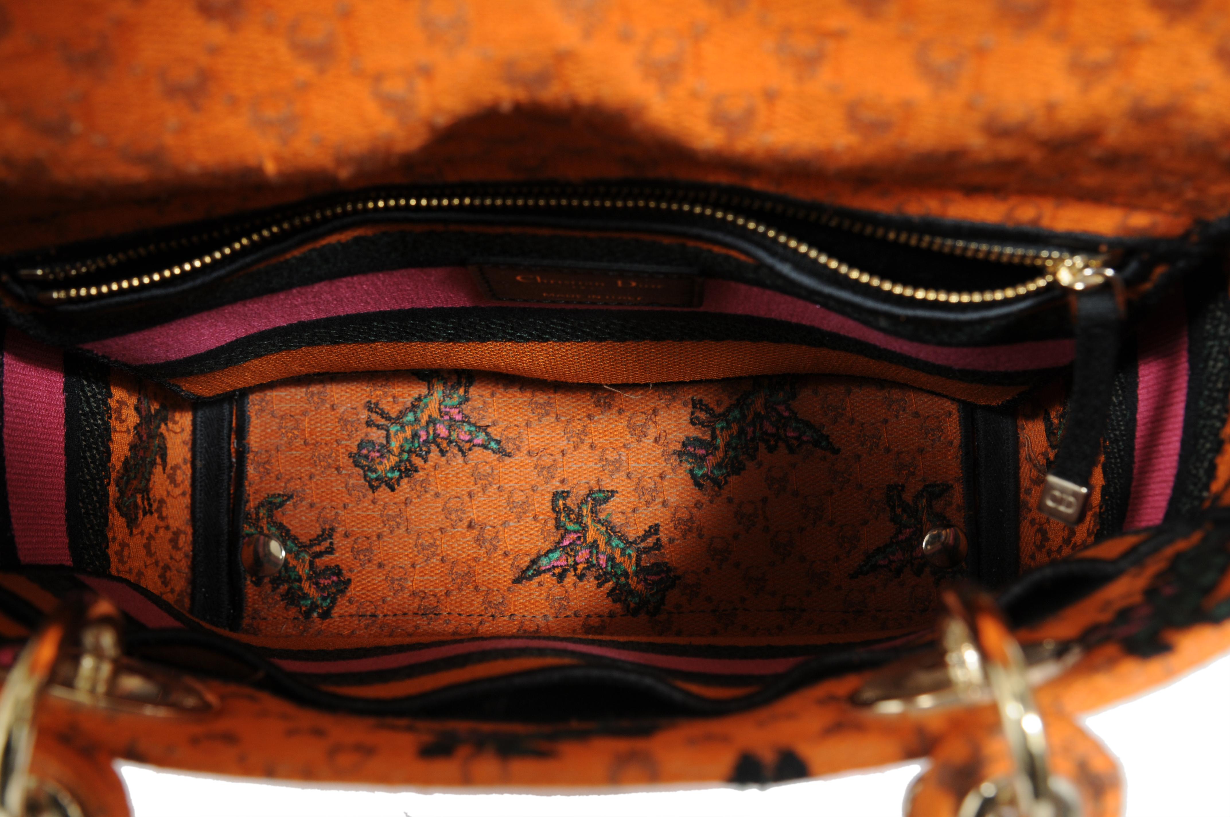 Christian Dior Bolso de hombro Dino Medium Lady D-Lite bordado para mujer Naranja en venta 13
