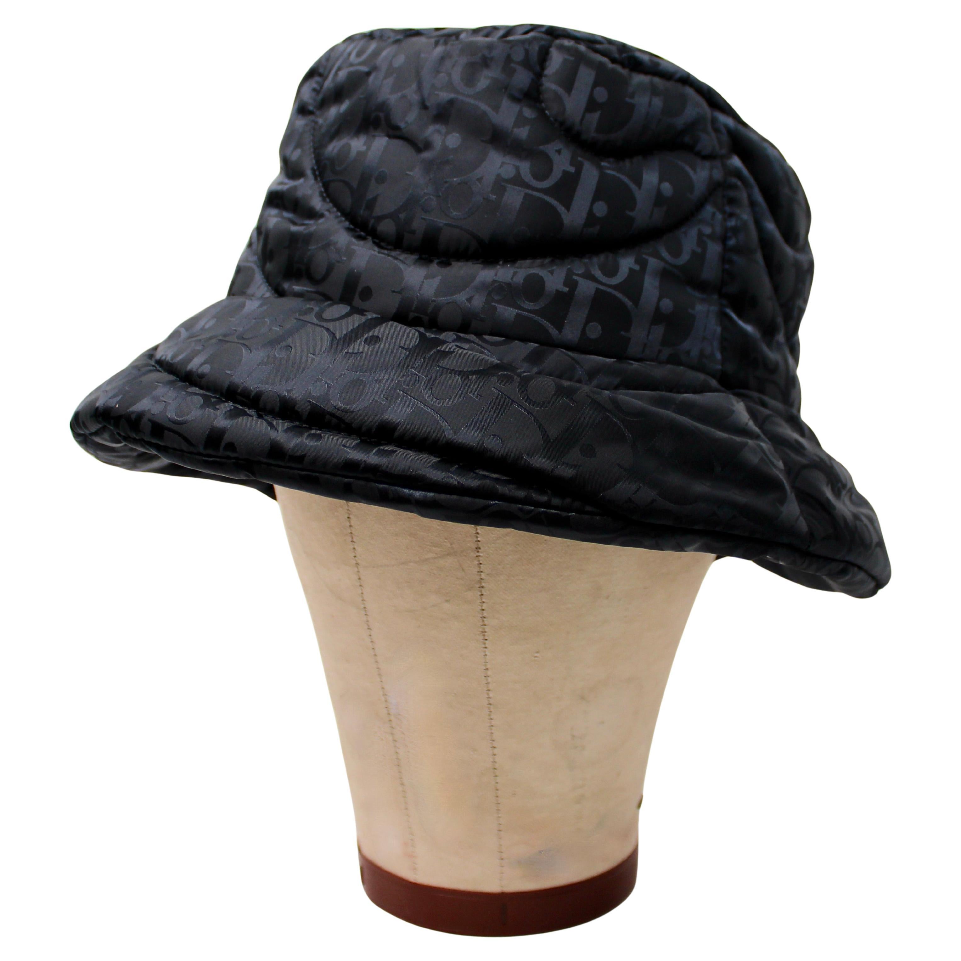 Christian Dior x ERL Gorro Monograma Puffer Negro