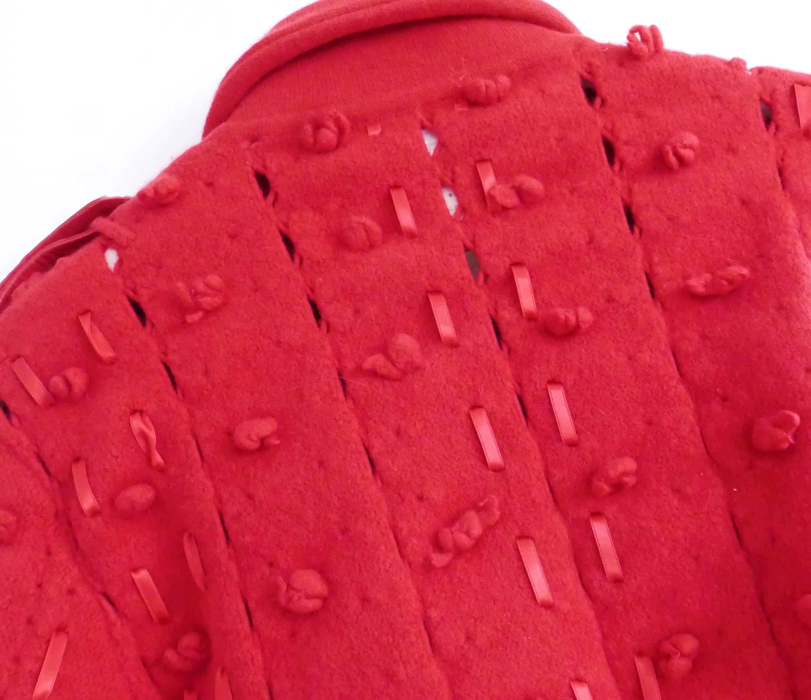 Christian Dior x Galliano AW04 Bikerjacke aus roter Wolle und Nieten aus Leder im Angebot 3
