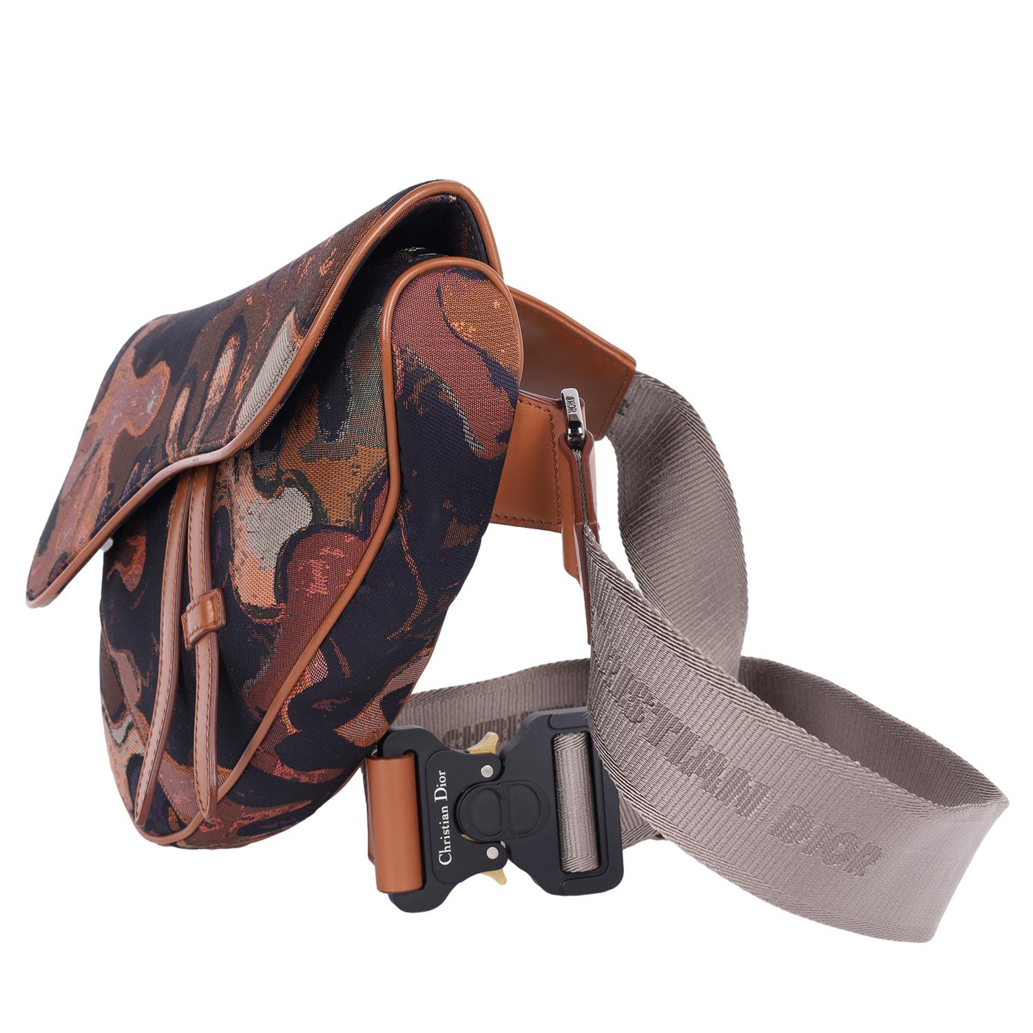CHRISTIAN DIOR X Peter Doig Denim Soft Camouflage Saddle Uomo Crossbody Bag in vendita 2