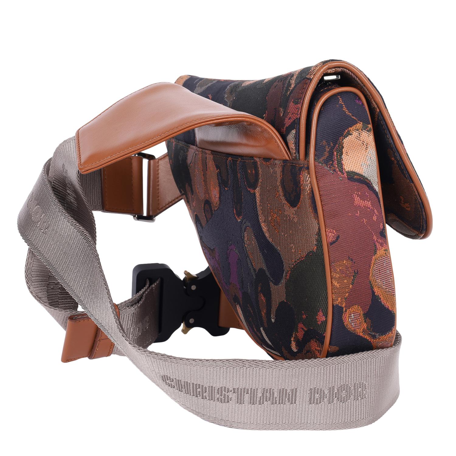 CHRISTIAN DIOR X Peter Doig Denim Soft Camouflage Saddle Uomo Crossbody Bag in vendita 4
