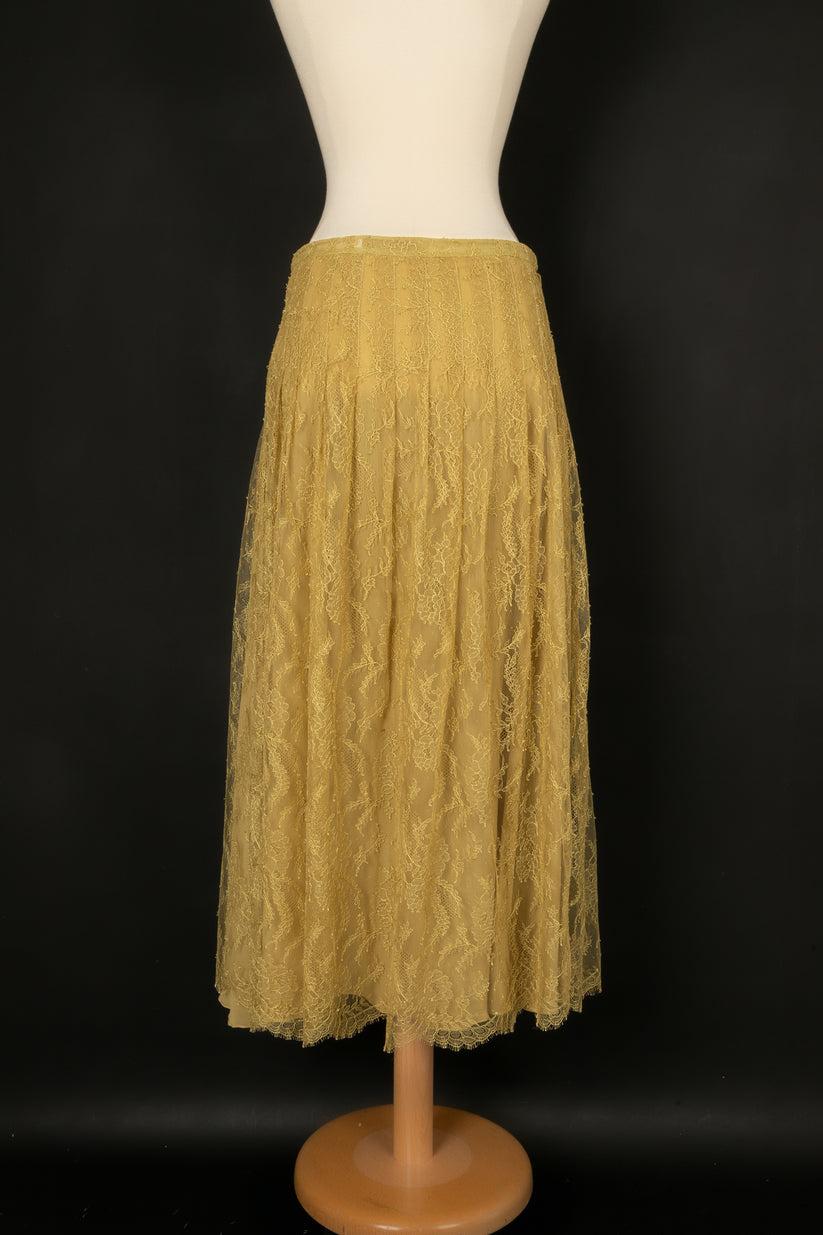 Christian Dior Yellow Tone Lace Skirt In Excellent Condition For Sale In SAINT-OUEN-SUR-SEINE, FR