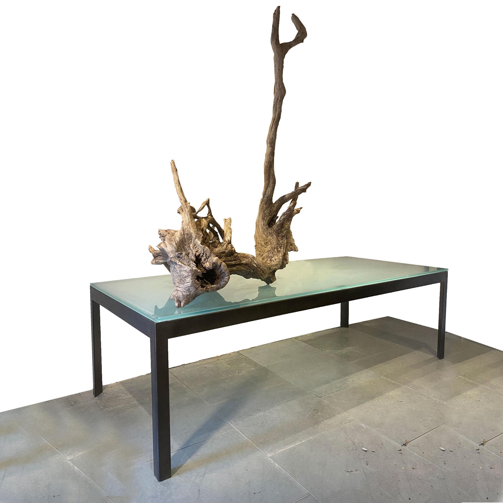 This table is designed by Christian Duc. It was published by CMB in 1986. It is the Synthesis model. The base is made of metal with a sandblasted glass top.
Christian Duc is a Vietnamese and French designer born in 1947 and died in 2013, defining