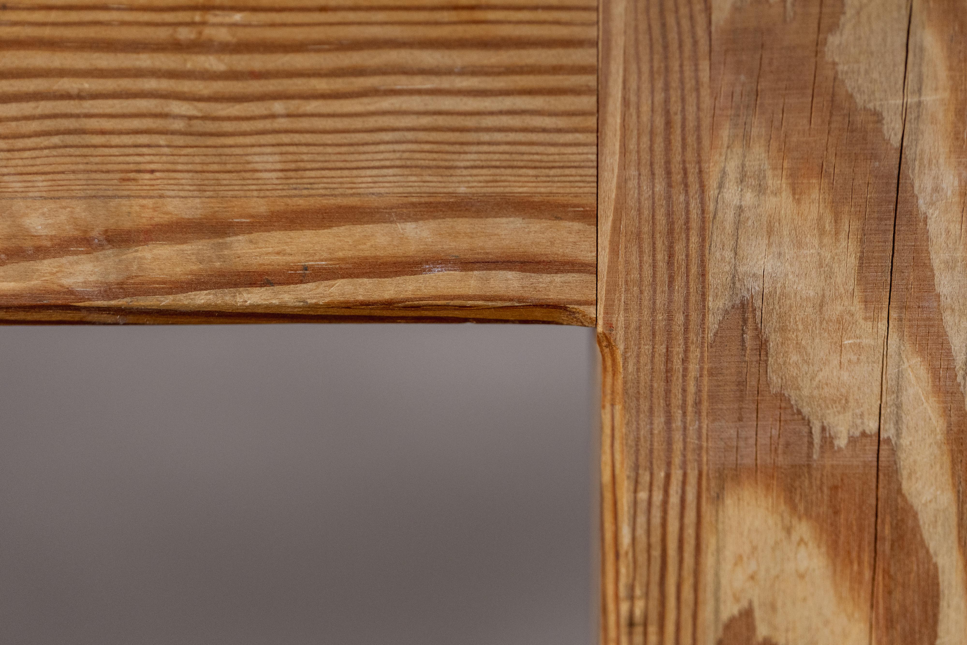 Table basse massive en bois de pin de Christian Durupt, France, 1965 en vente 5