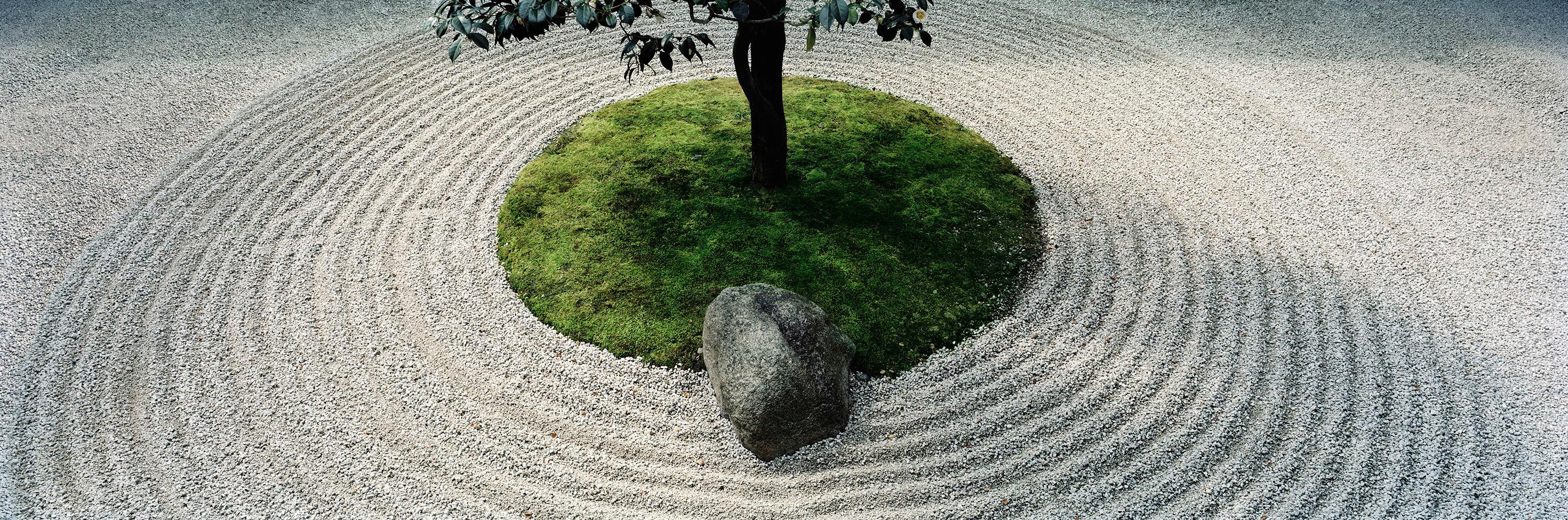 Christian Houge Landscape Photograph - `Zen Garden`, Tokyo-from the series Okurimono- Japan -landscape