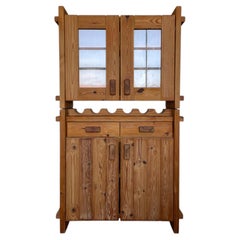 Armoire en pin brutaliste danoise Christian IV par Hans Frydendal, vers les années 1970