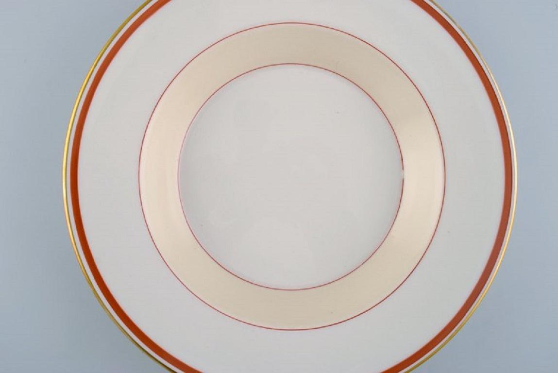 20ième siècle Christian Joachim pour Royal Copenhagen, « Le motif espagnol », quatre assiettes profondes en vente