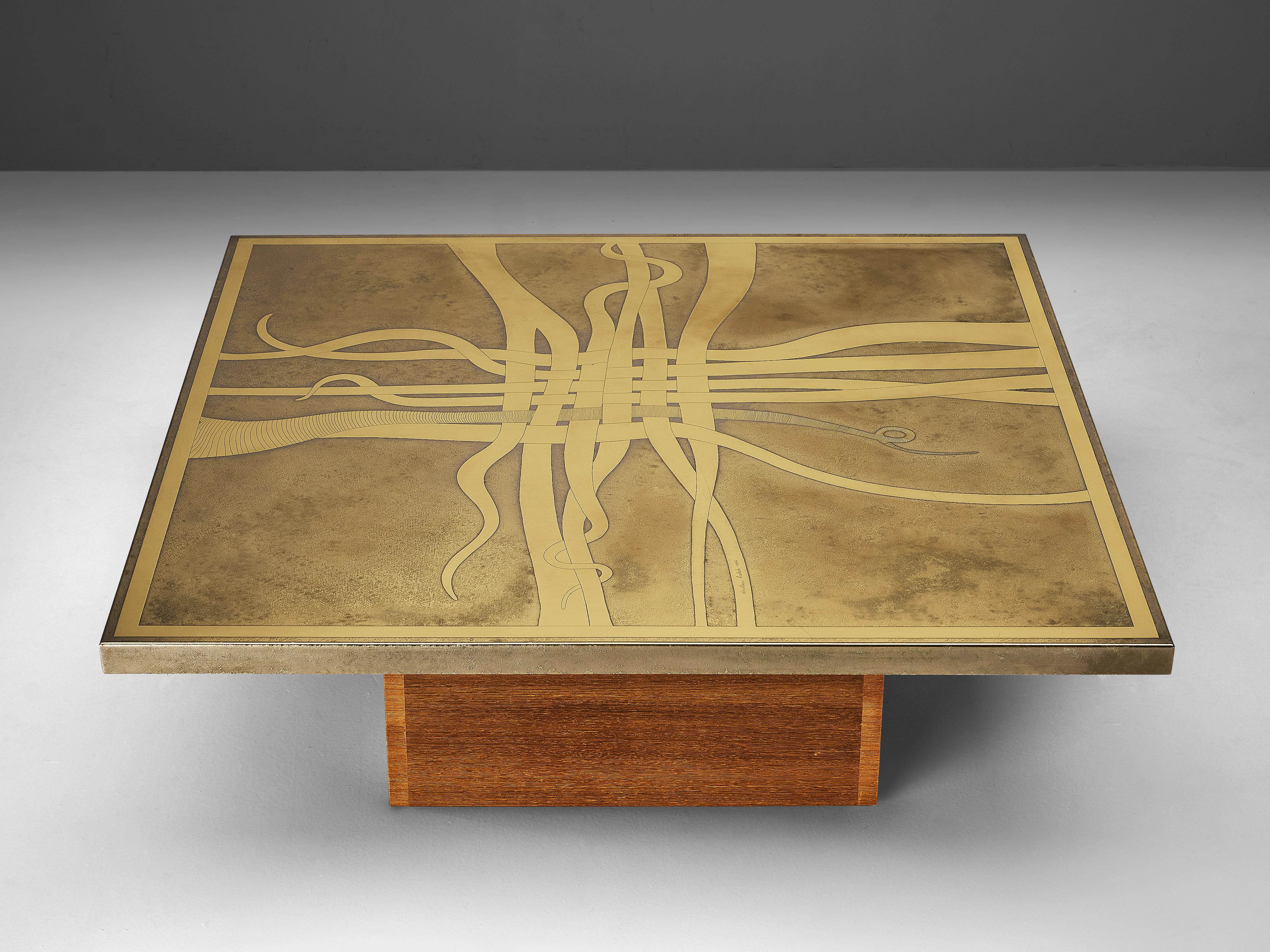 Christian Krekels, coffee table, brass, wengé, Belgium, 1976

Admirable coffee table with square tabletop in ornamented brass by Belgian designer Christian Krekels in 1976. It is a bold example of Belgium design of the 1970s. The patinated tabletop